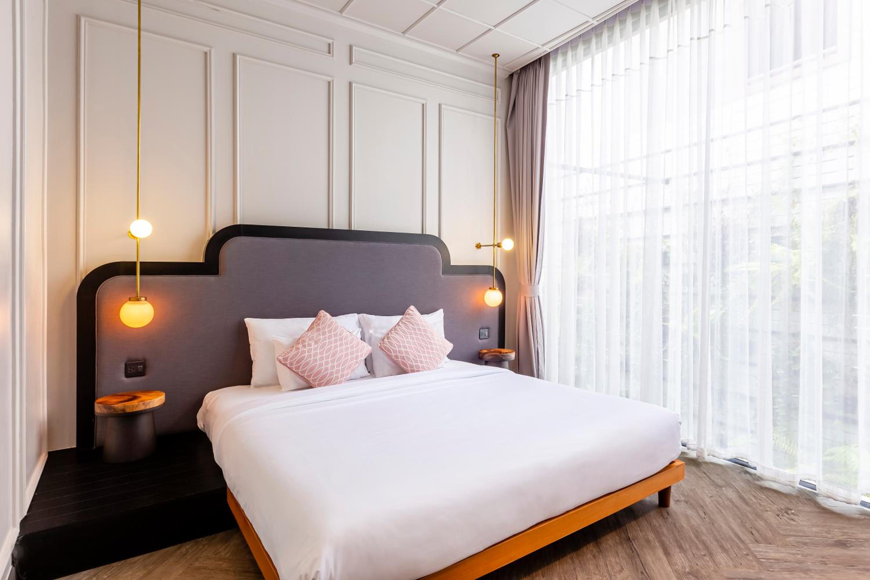 Deluxe Suite - Photo 3