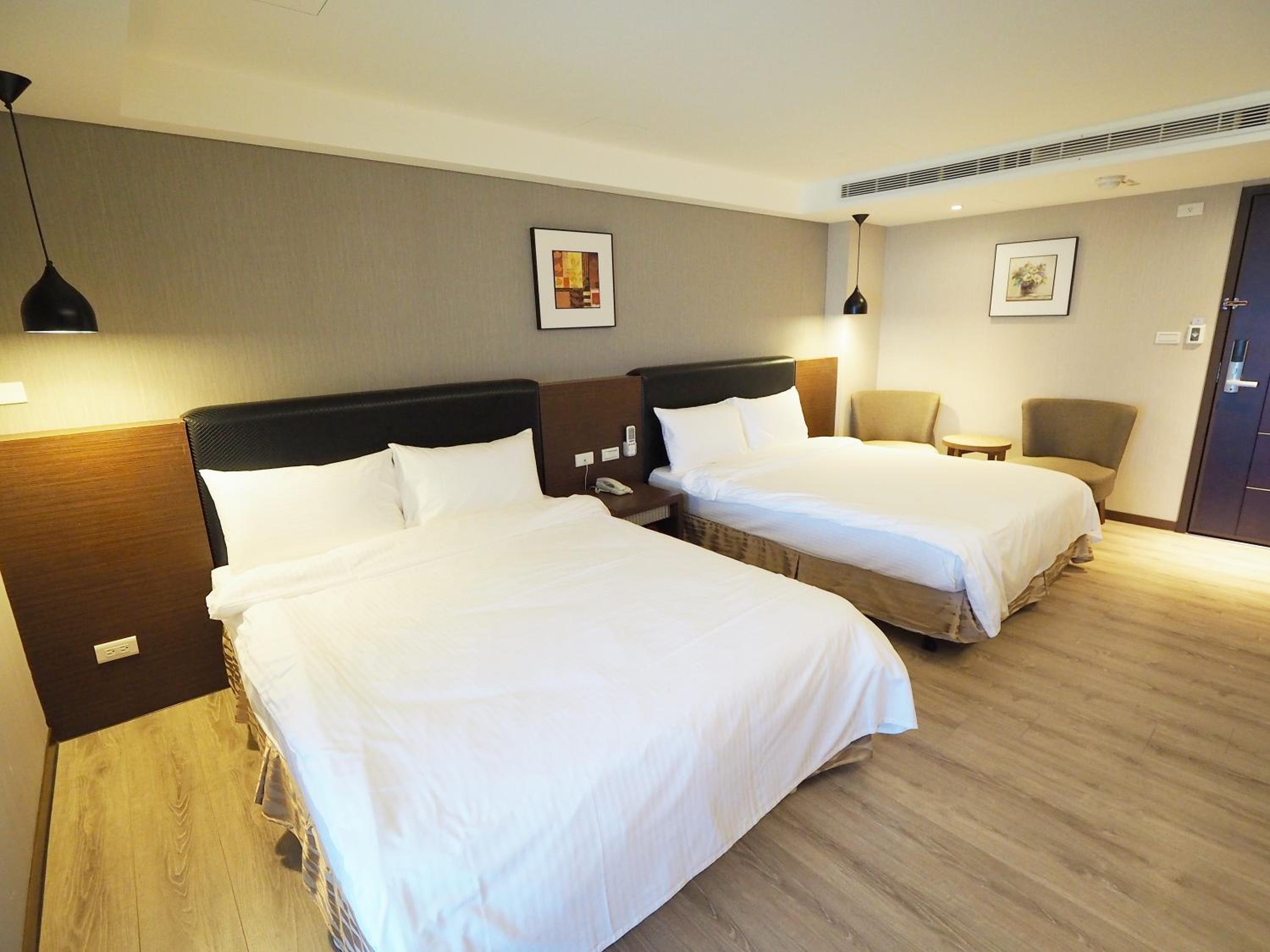 Quadruple Room with Sea View photo 2