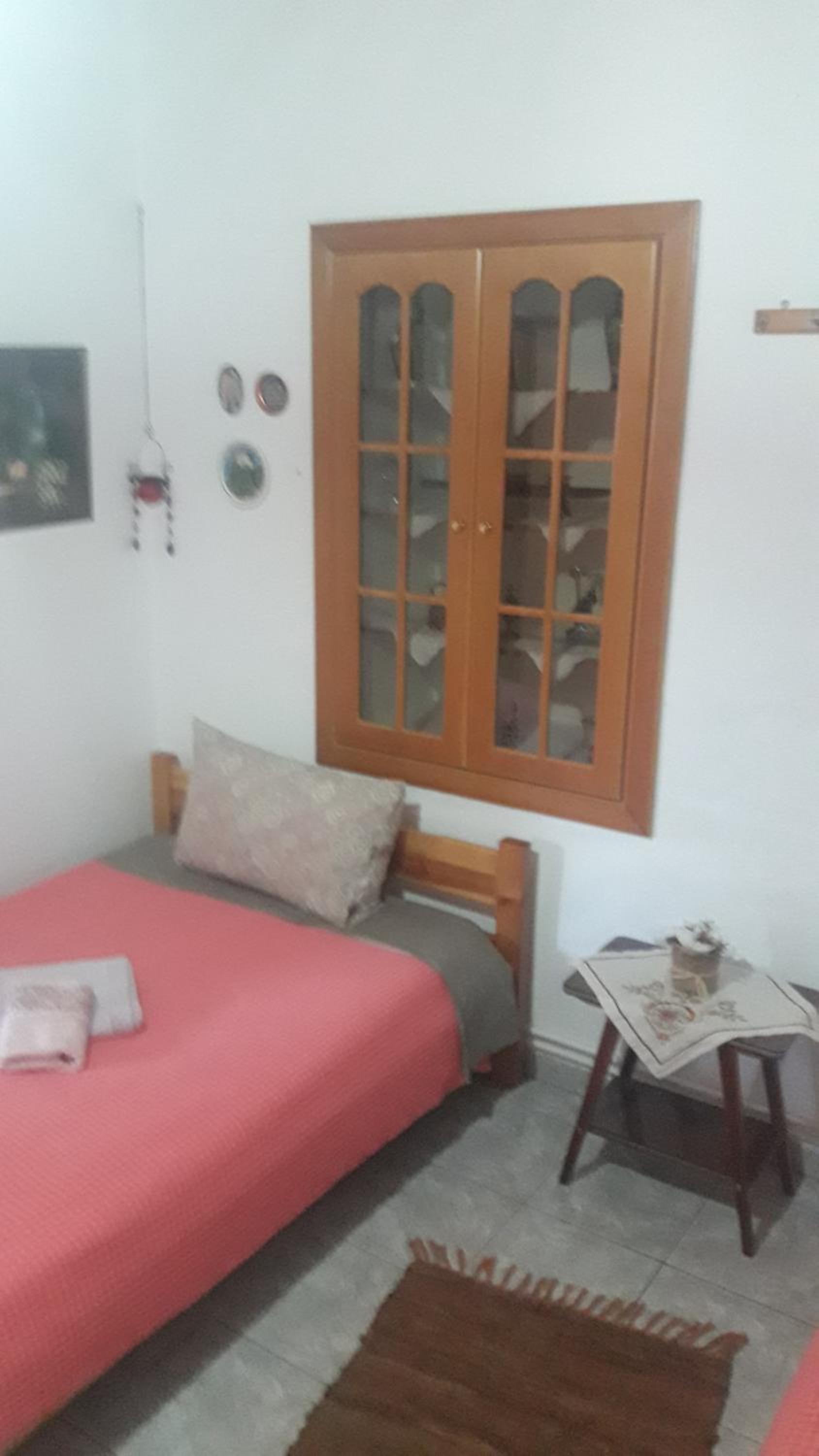 Two-Bedroom House - Photo 7