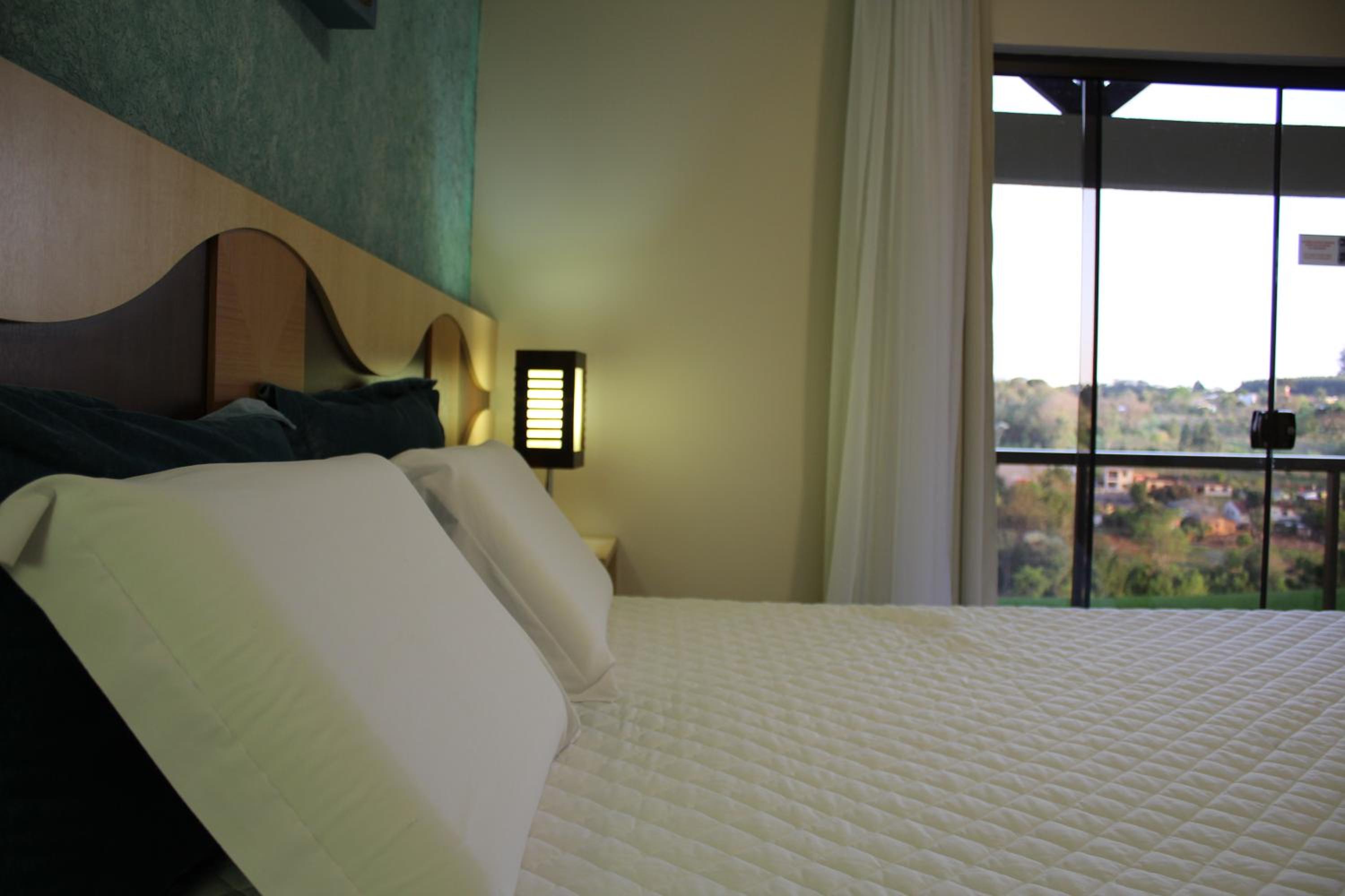 Suite with Lake View