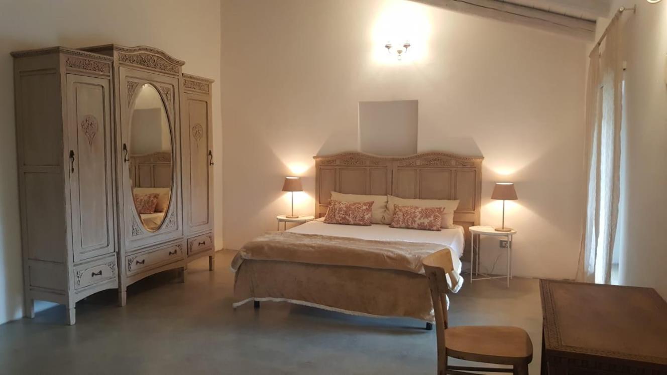 Large Double Room photo 1
