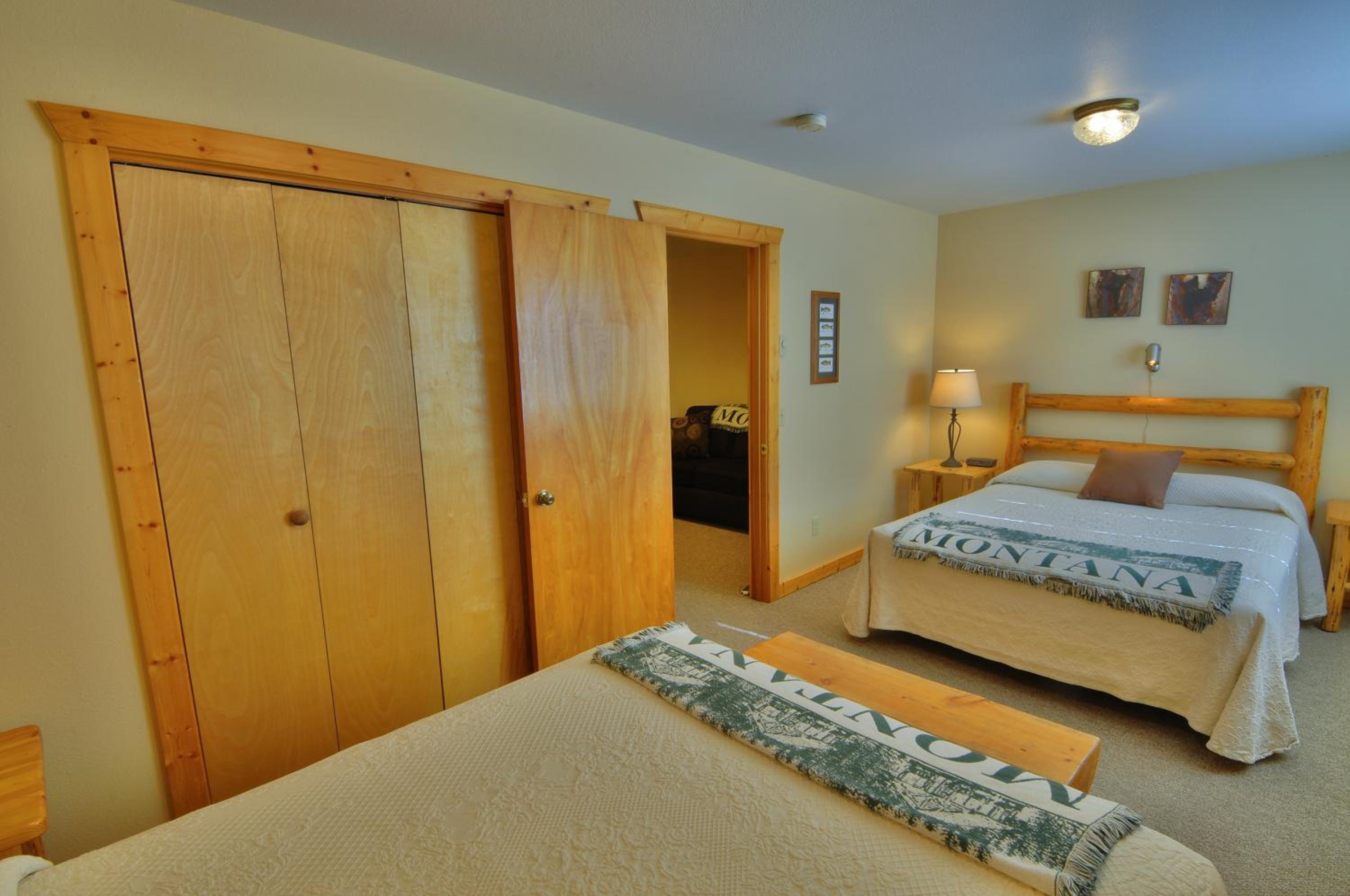 Two-Bedroom Cottage photo 1