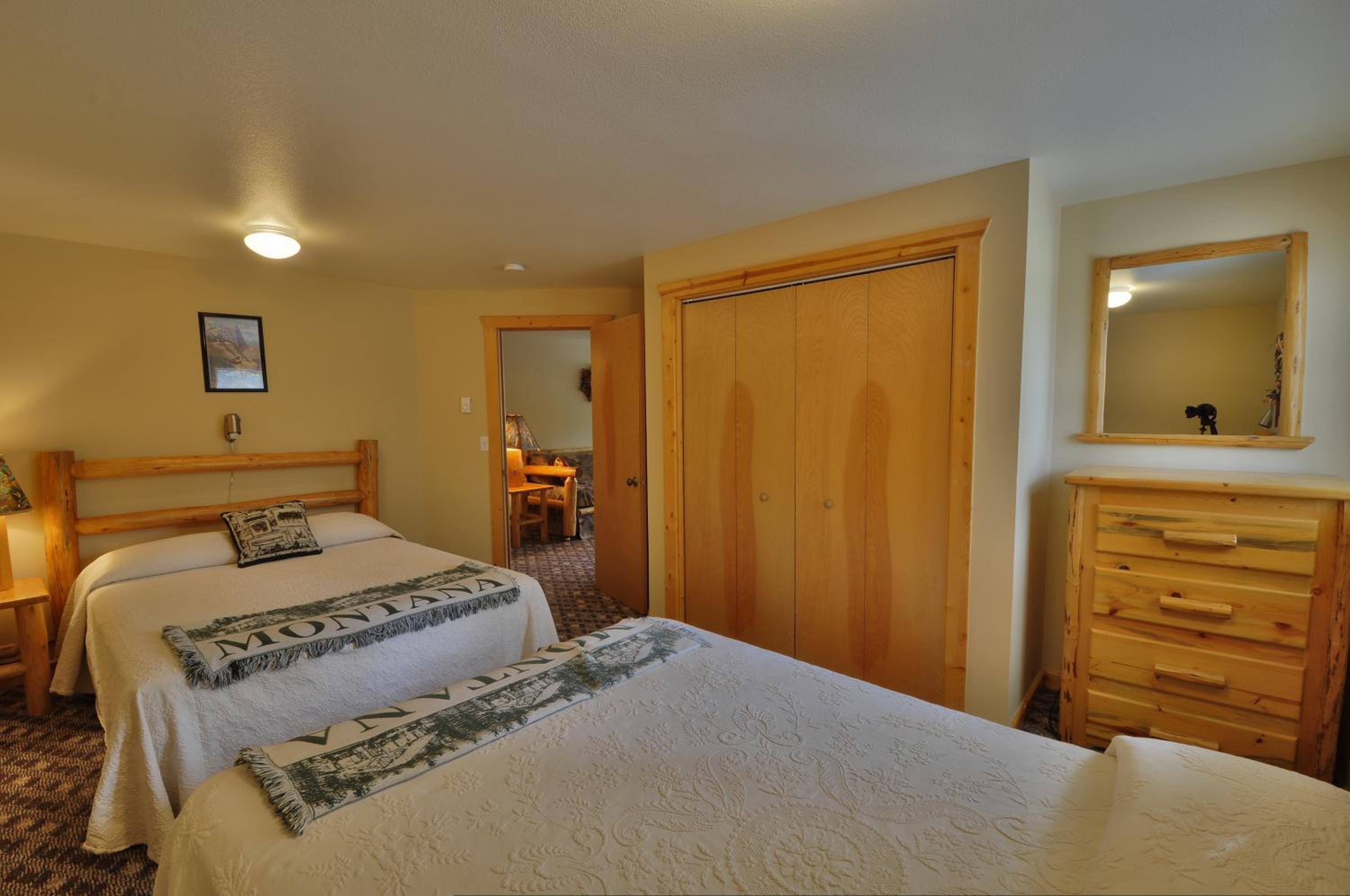 Two-Bedroom Cottage photo 3