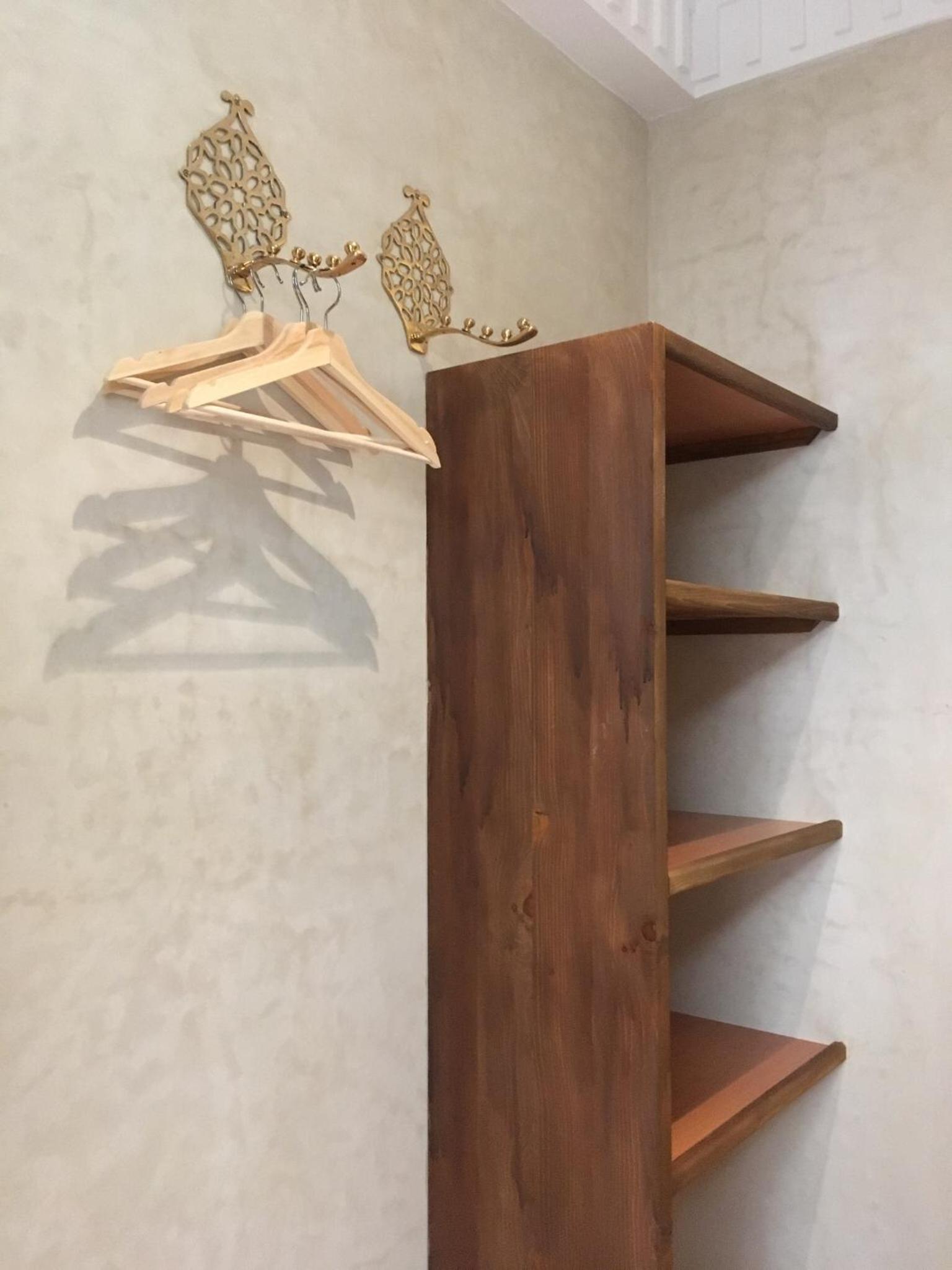 Twin Room - Photo 2