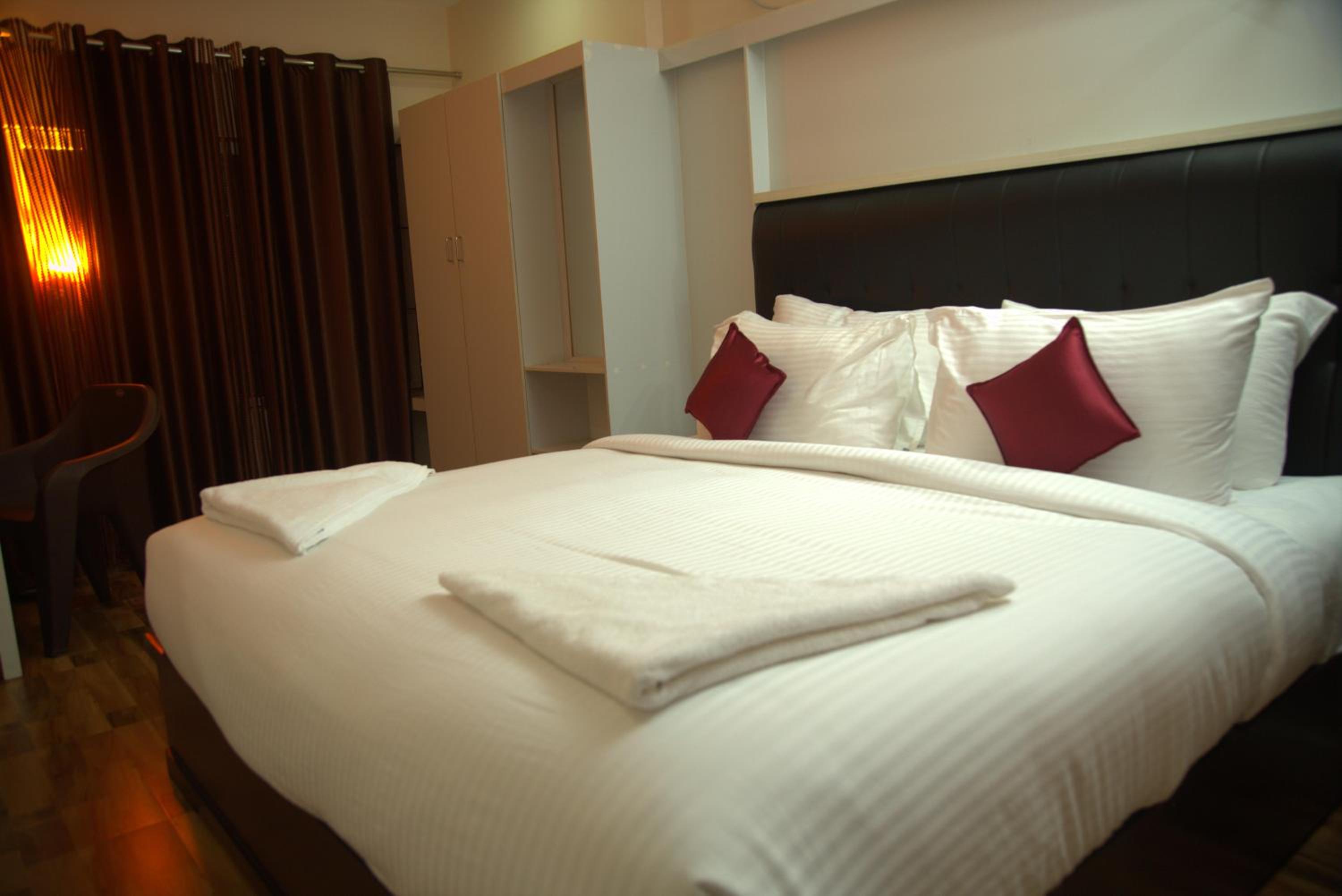 Standard Double Room with Fan photo 1