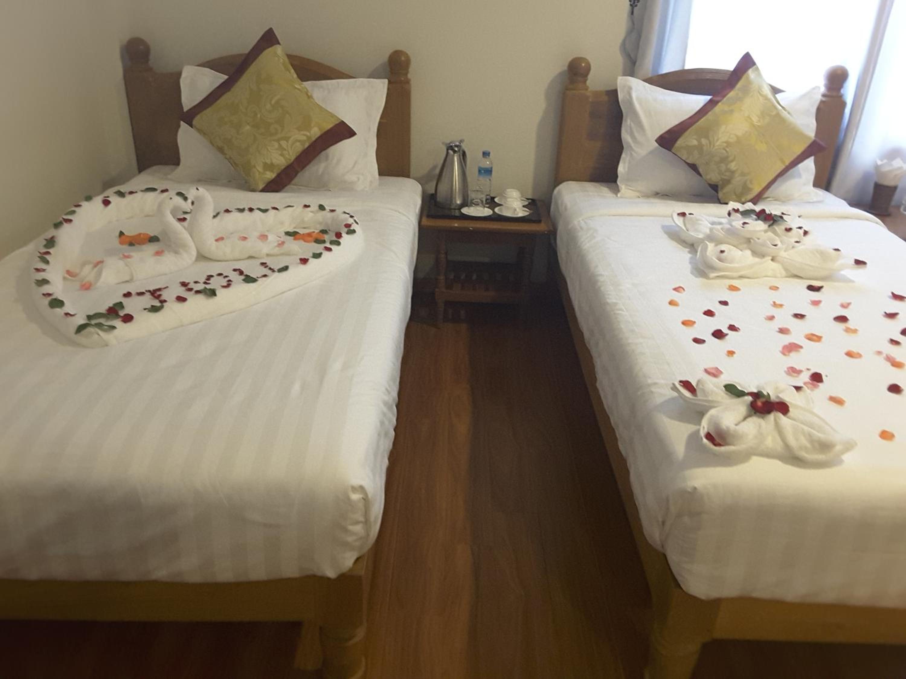 Twin Room with Private Bathroom