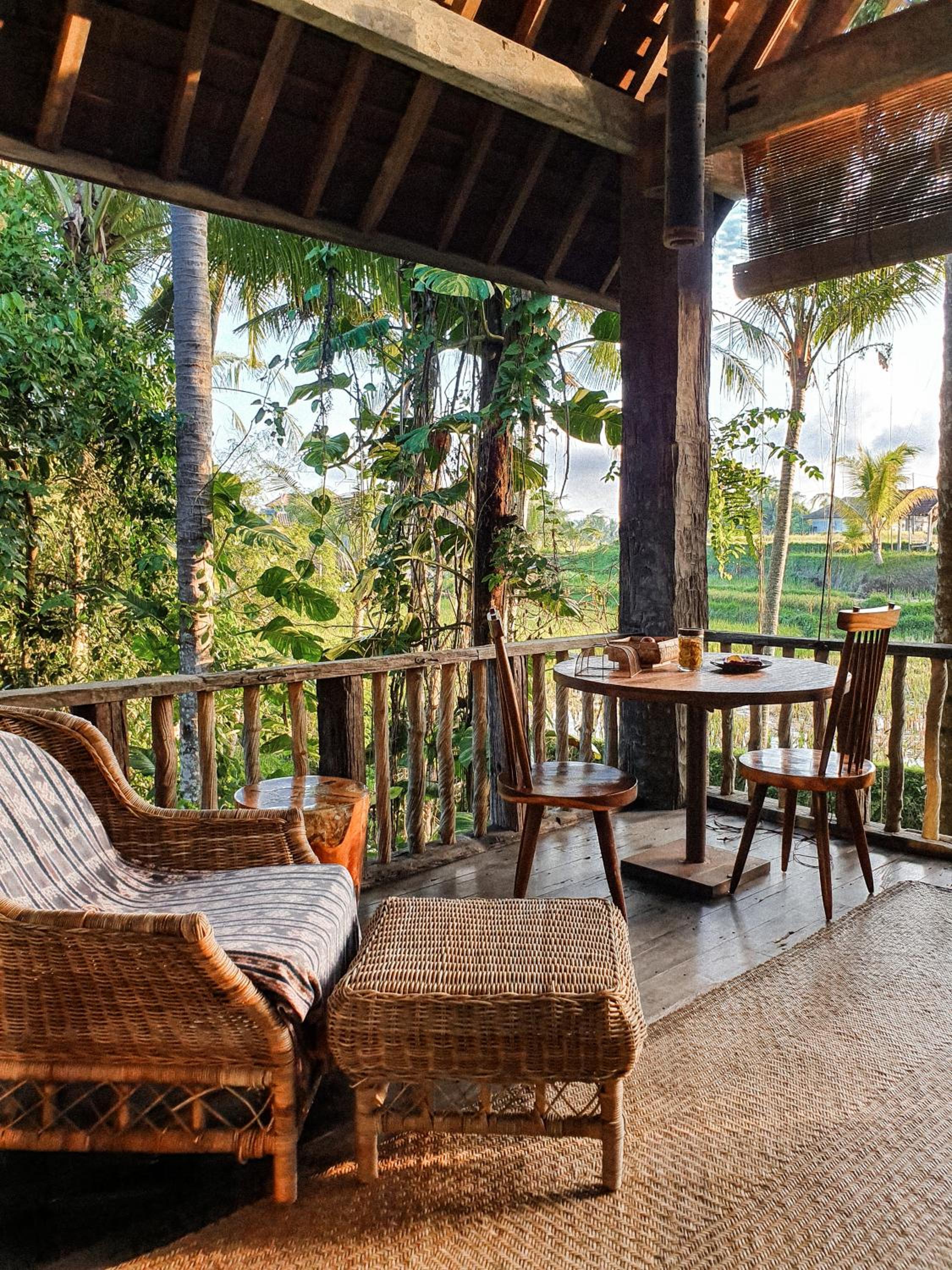Longhouse Wooden Villa with Bathtub and Balcony  - Photo 5