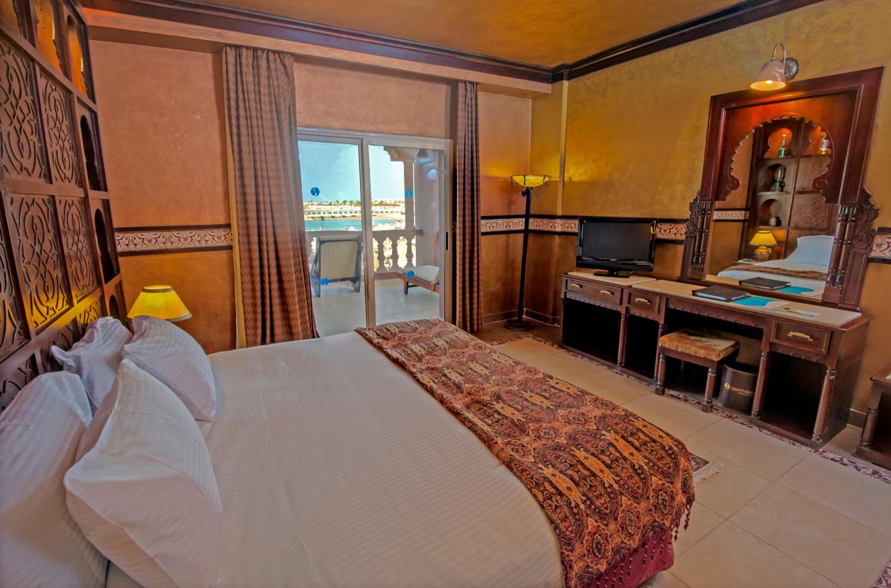 Executive Suite with Sea View - Photo 5