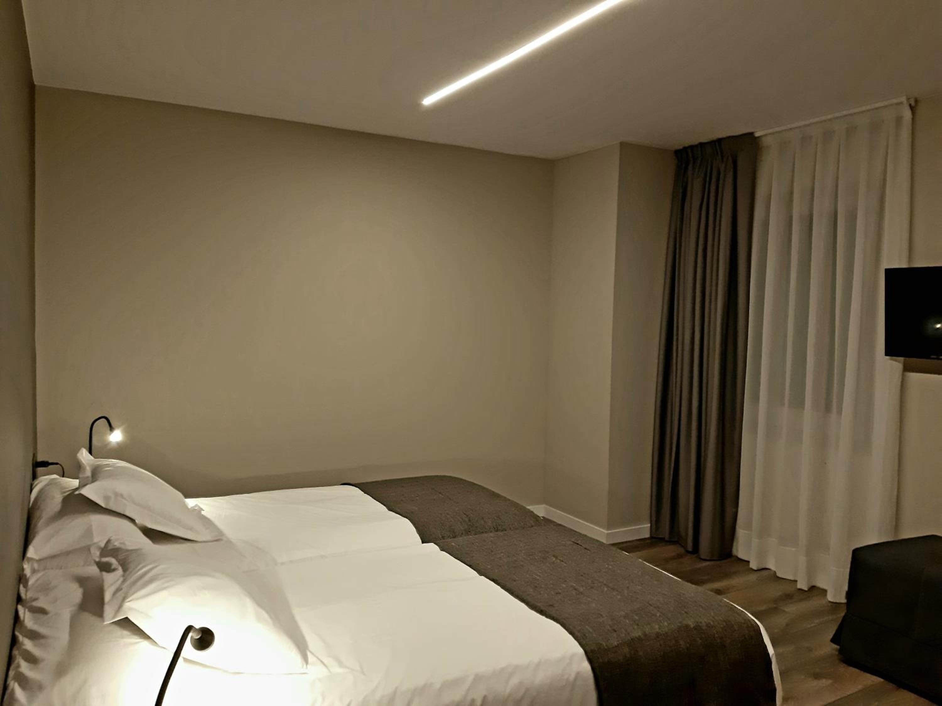 Standard Double Room photo 3