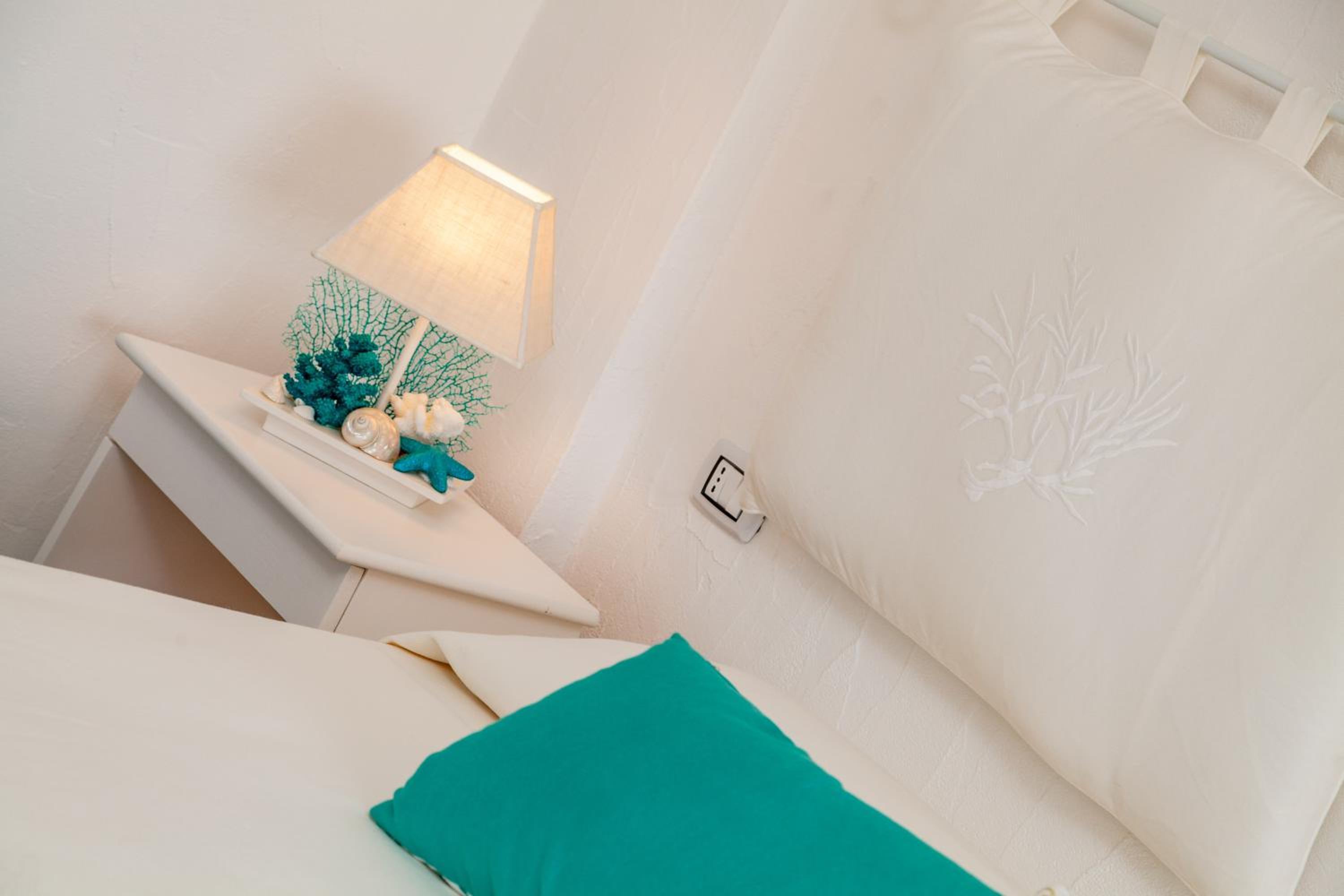 Prestige Double Room with Partial Sea View - Photo 16