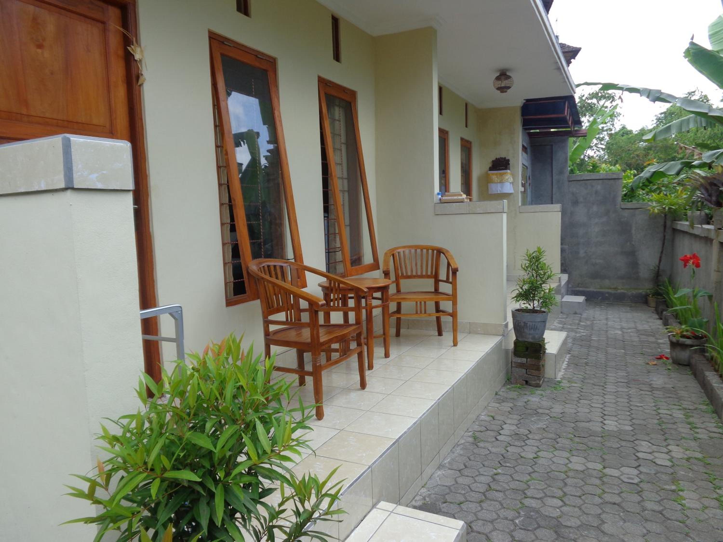Double Room with Patio - Photo 9