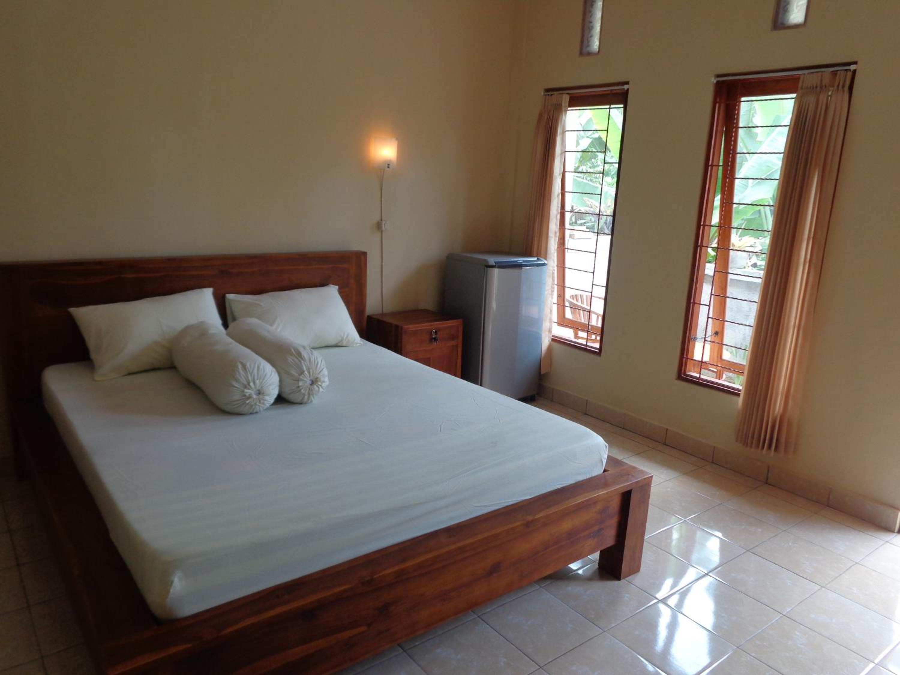 Double Room with Patio - Photo 11