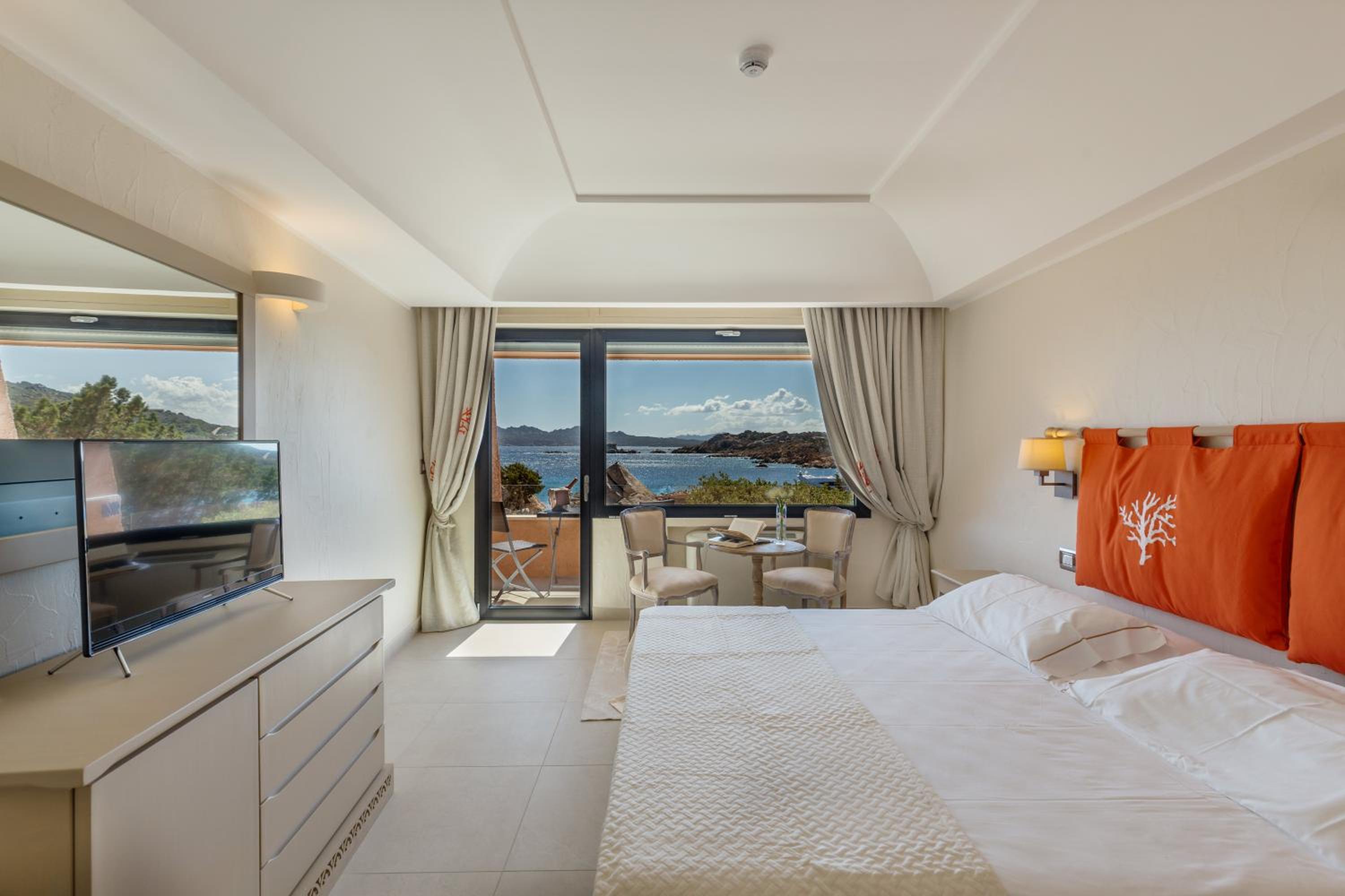 Double Room with Sea View - Photo 8