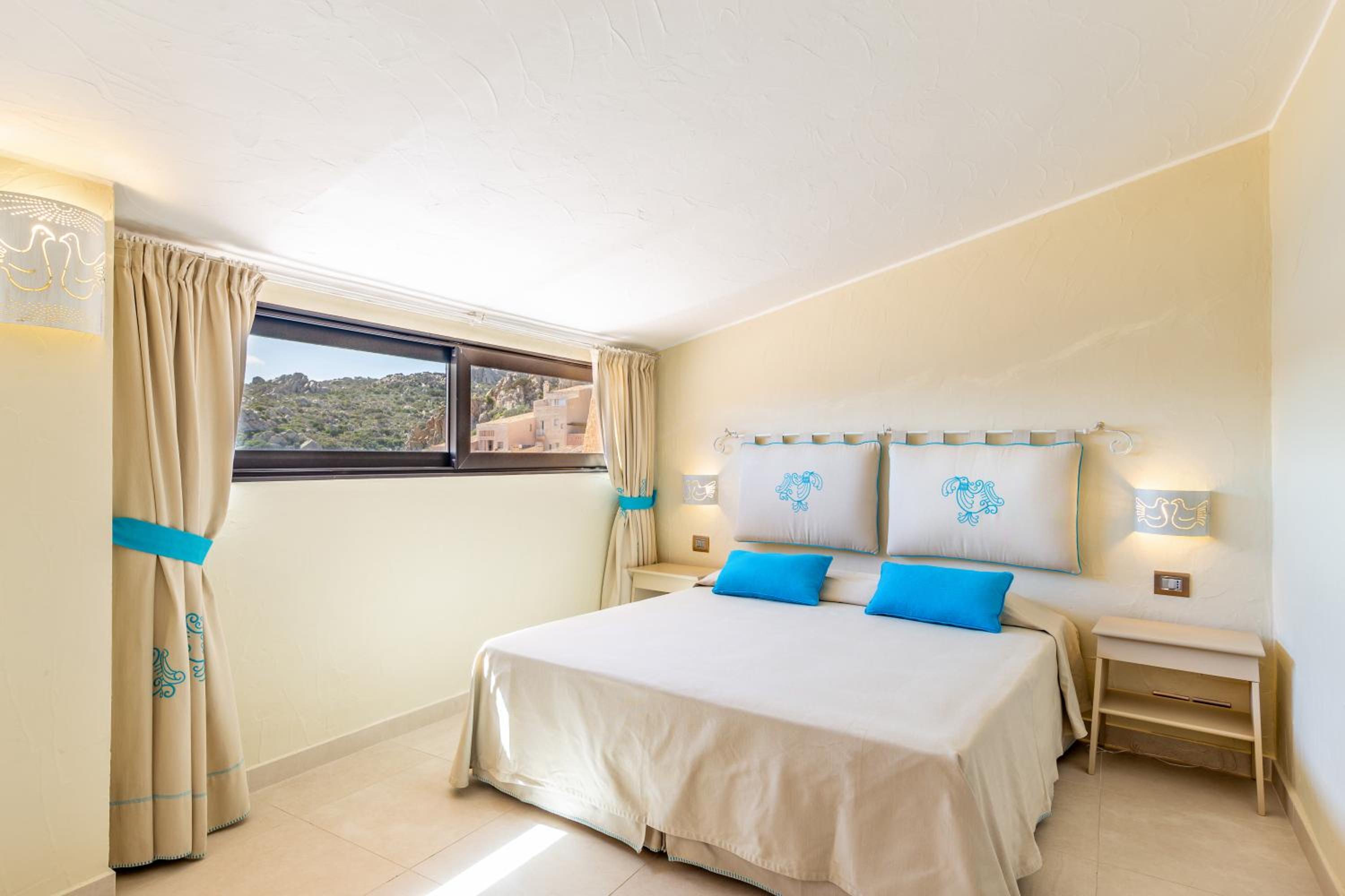 Triple Room with Sea View - Photo 2