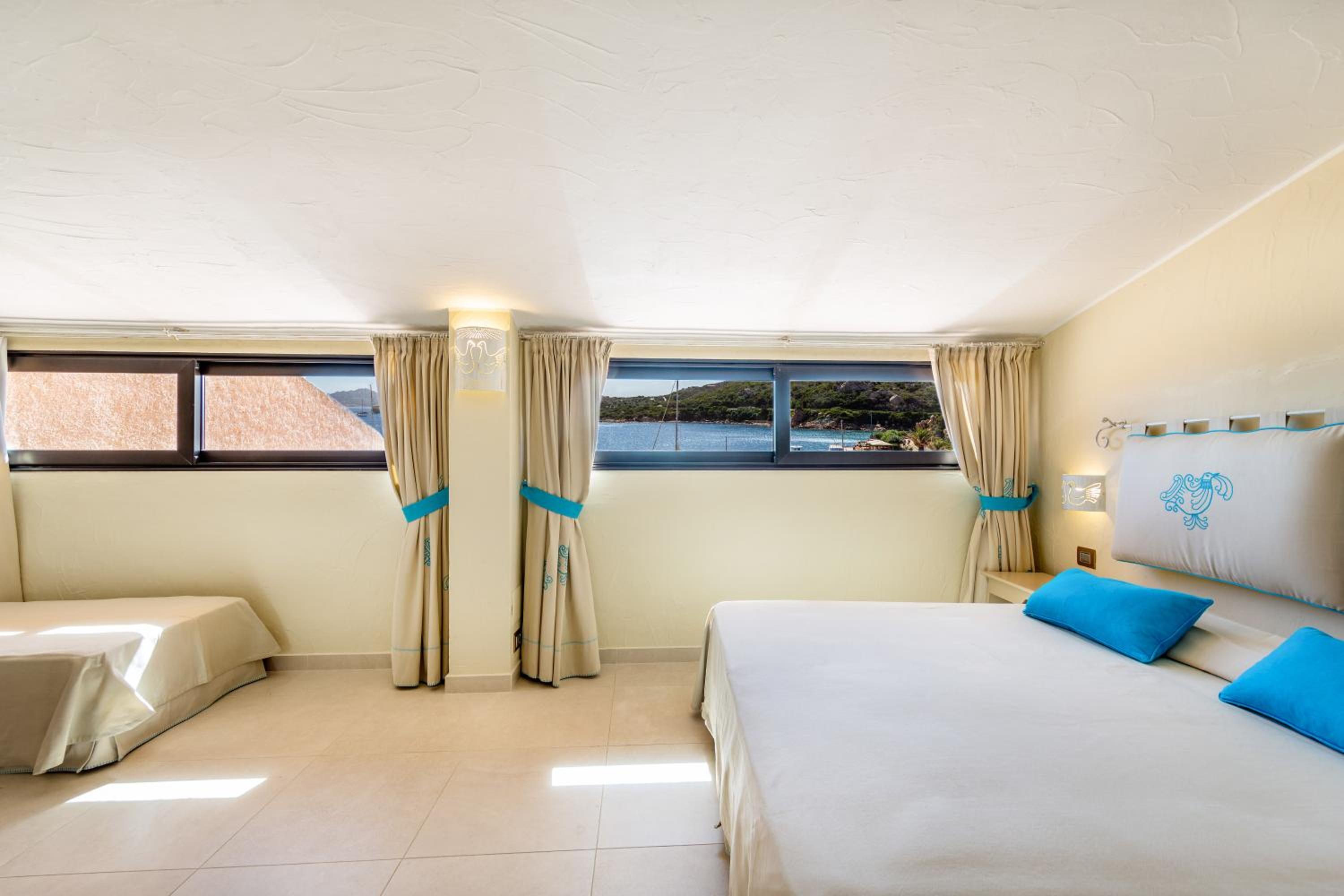 Triple Room with Sea View - Photo 3