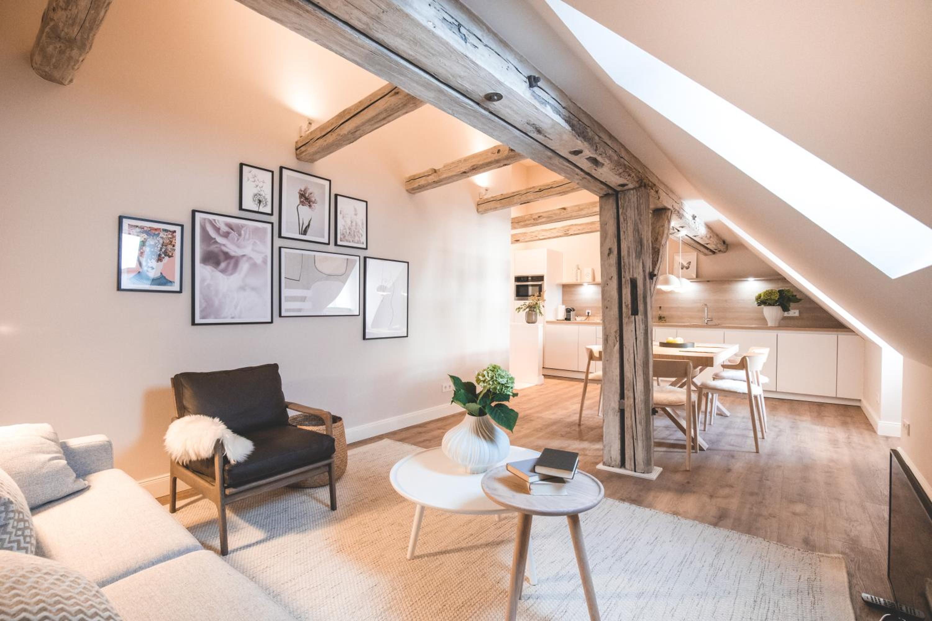 Deluxe Apartment - Attic Floor
