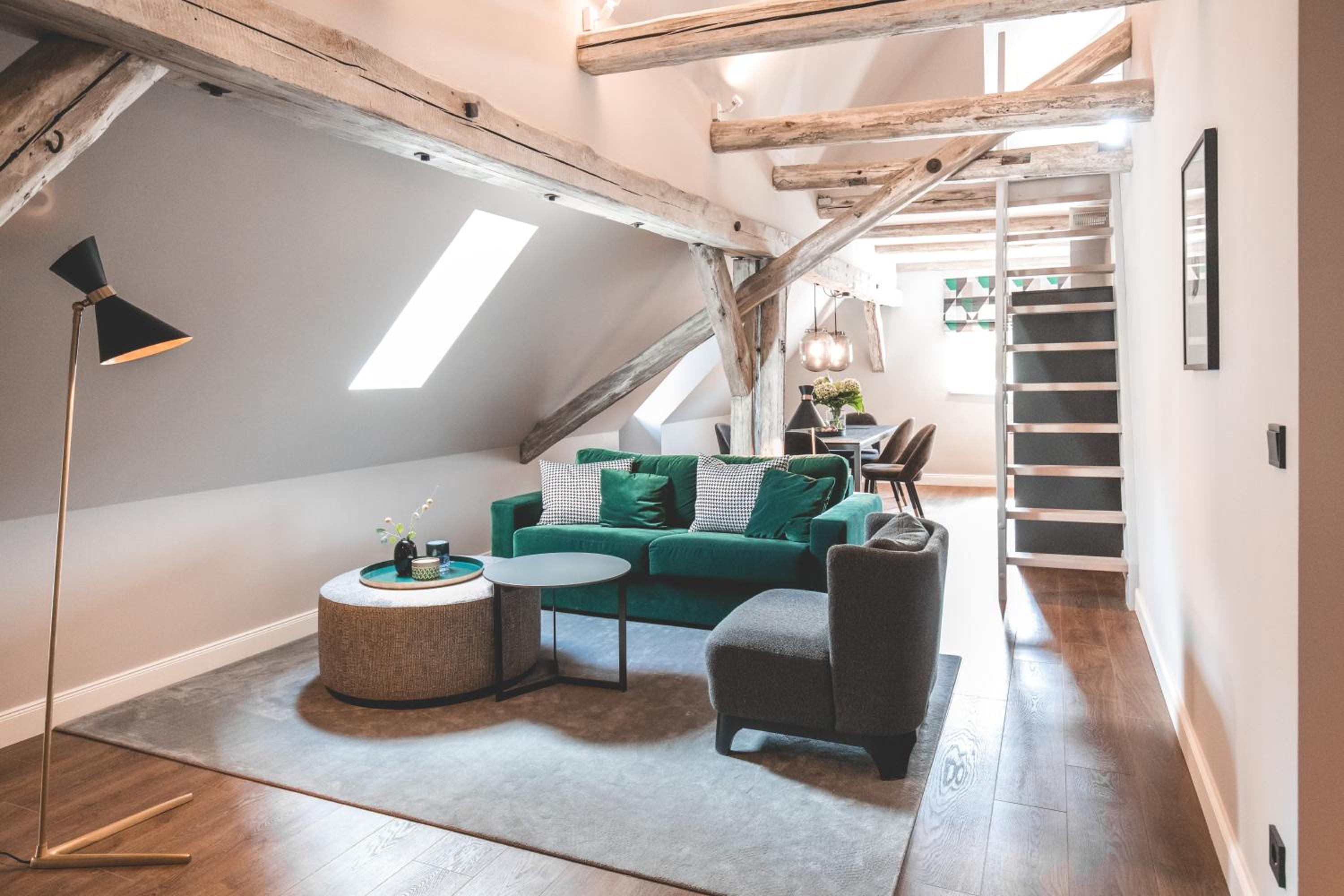 Apartment - Split Level