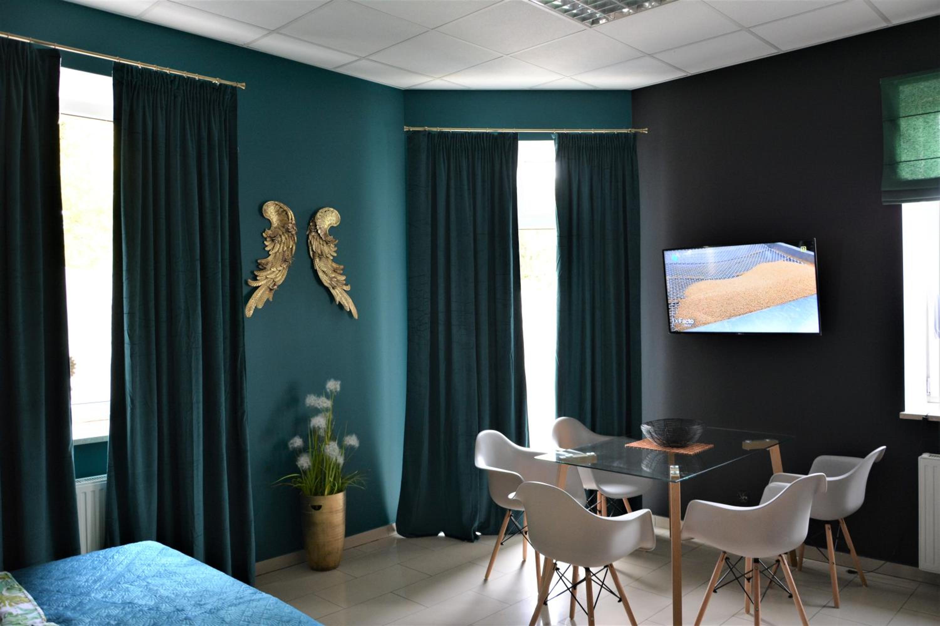 Apartment photo 3