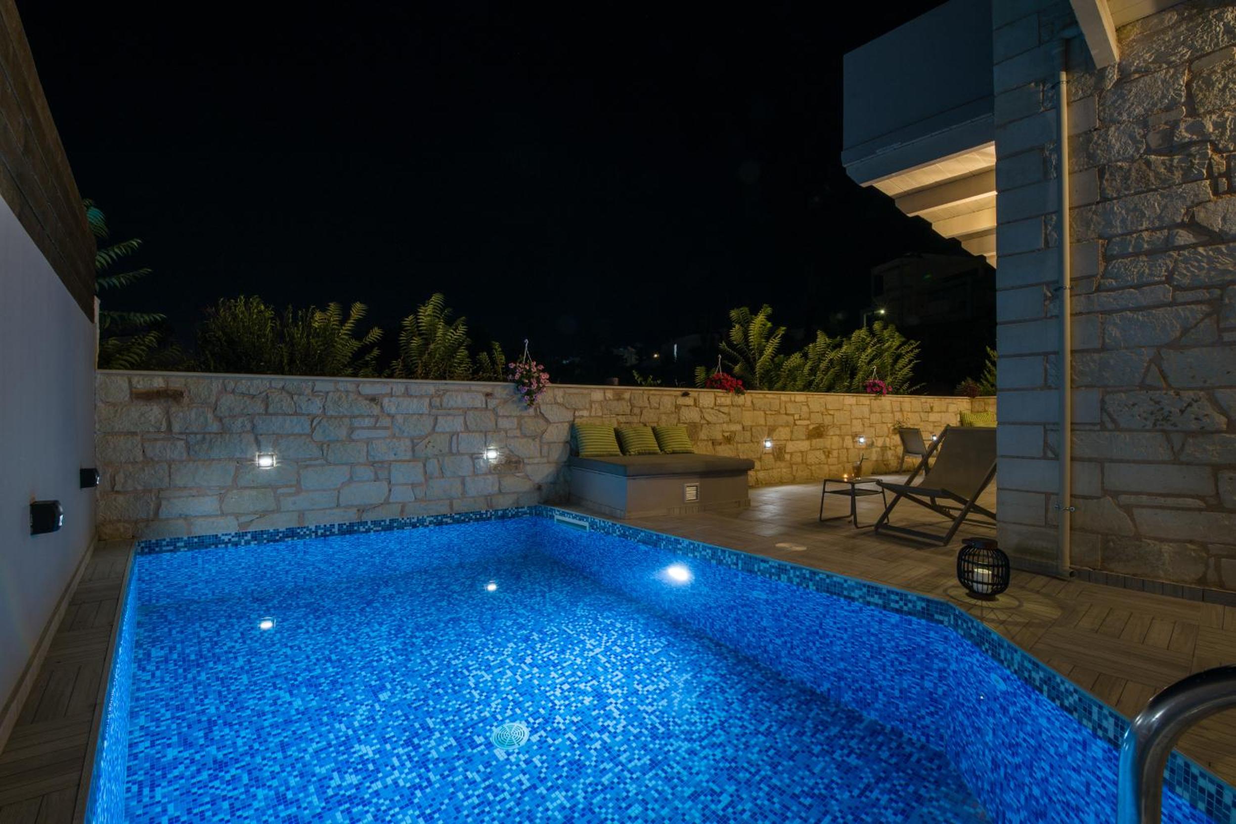 Villa with Private Pool photo 2