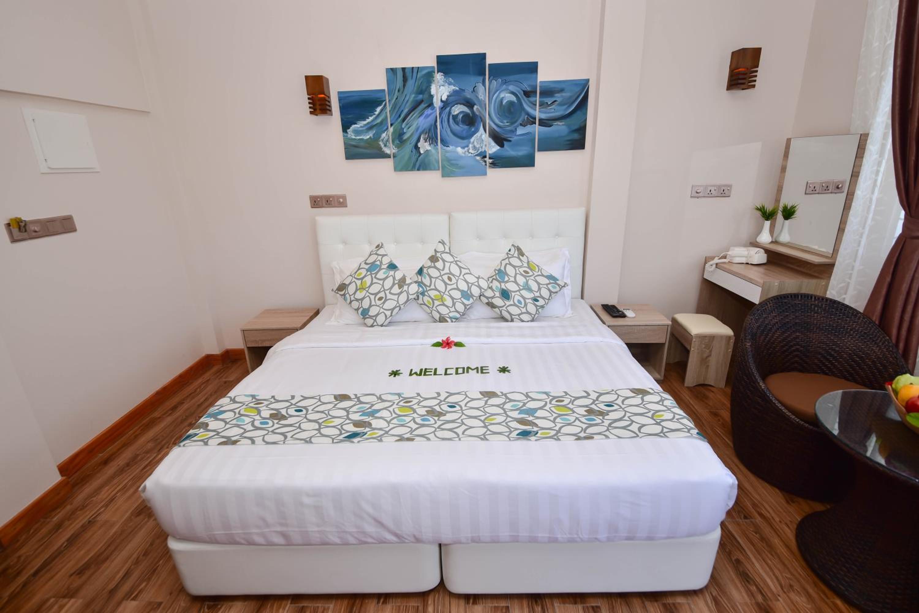 Standard Triple Room - Photo 6