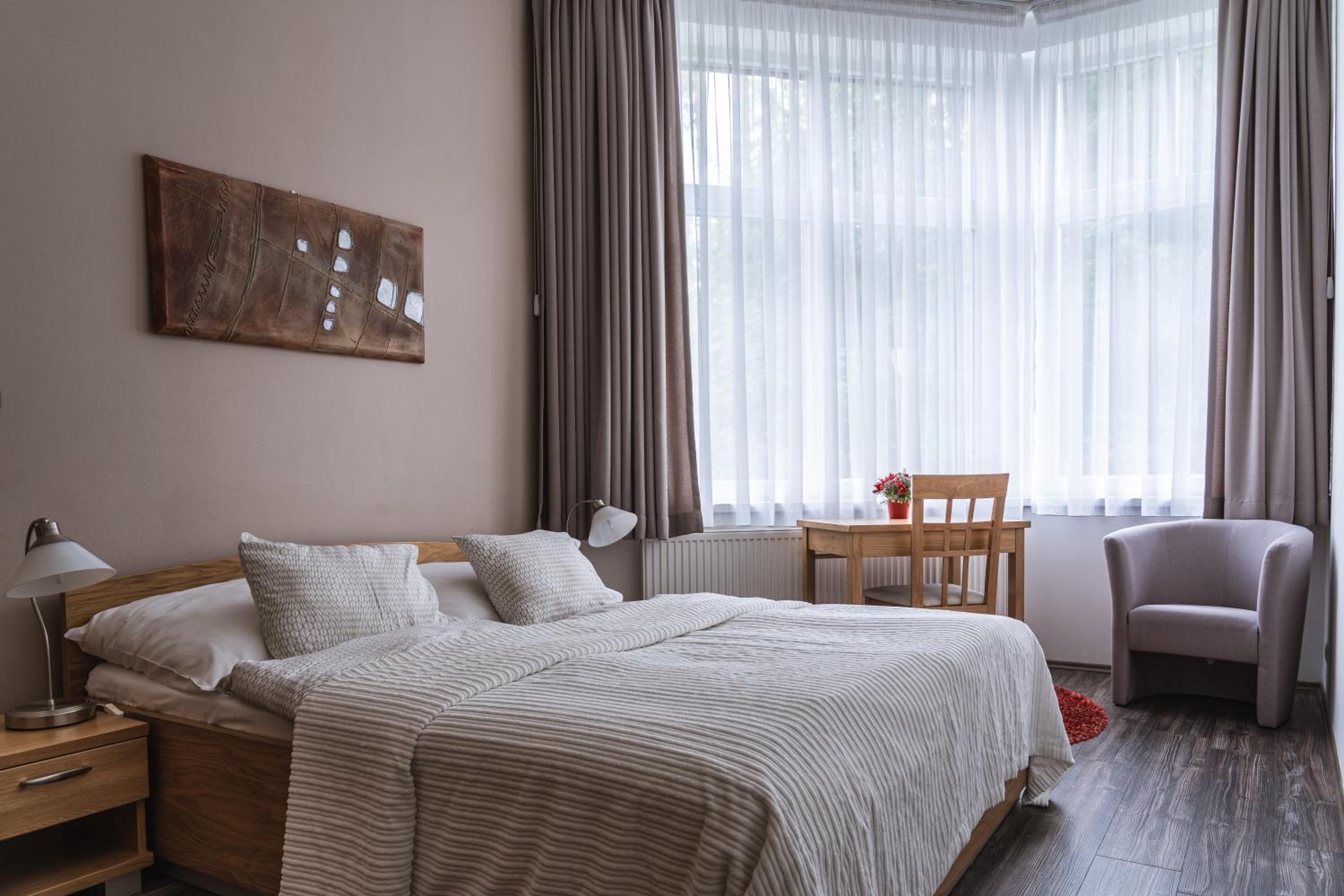 Duplex Apartment with Mountain View photo 3