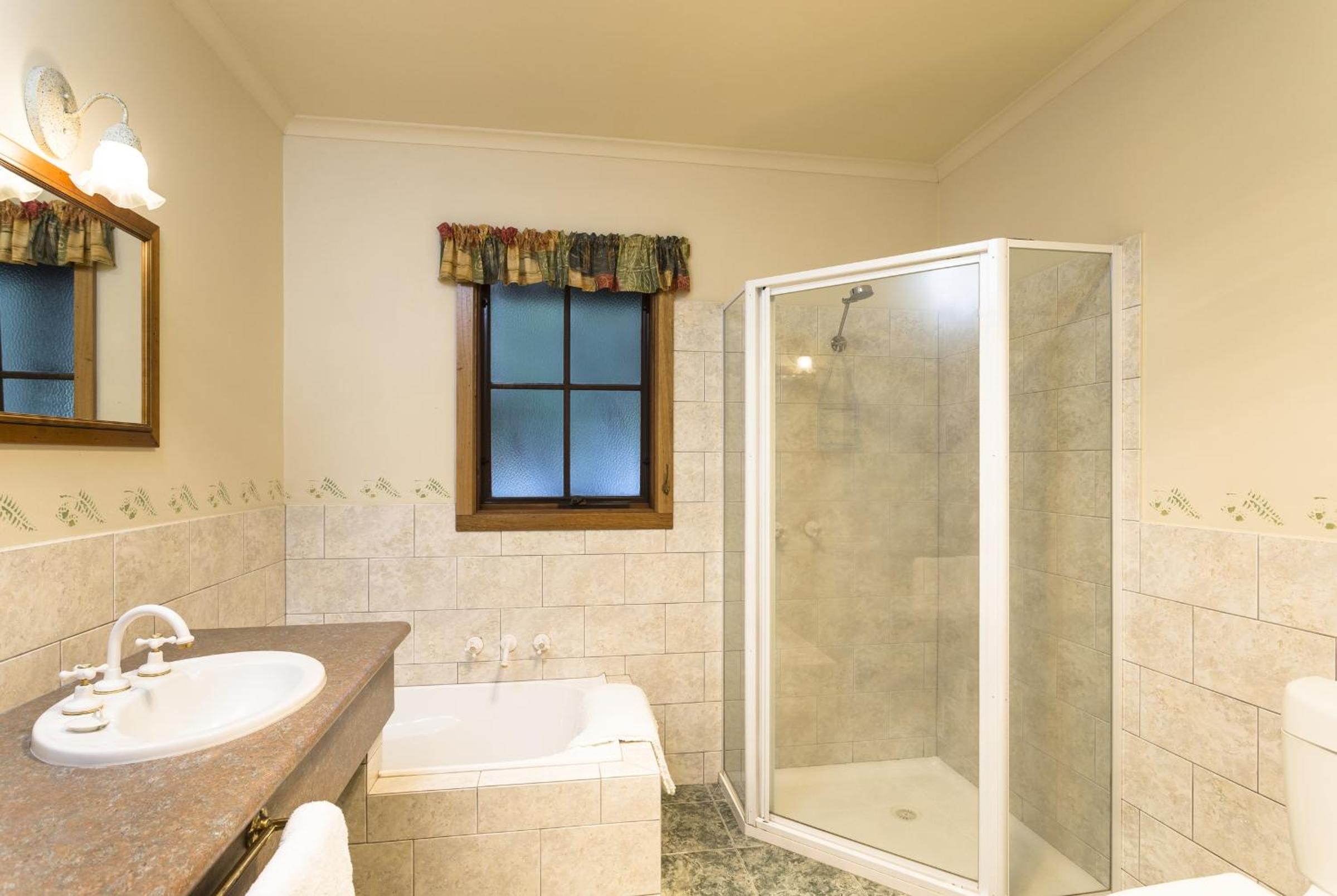 Deluxe Suite photo 2