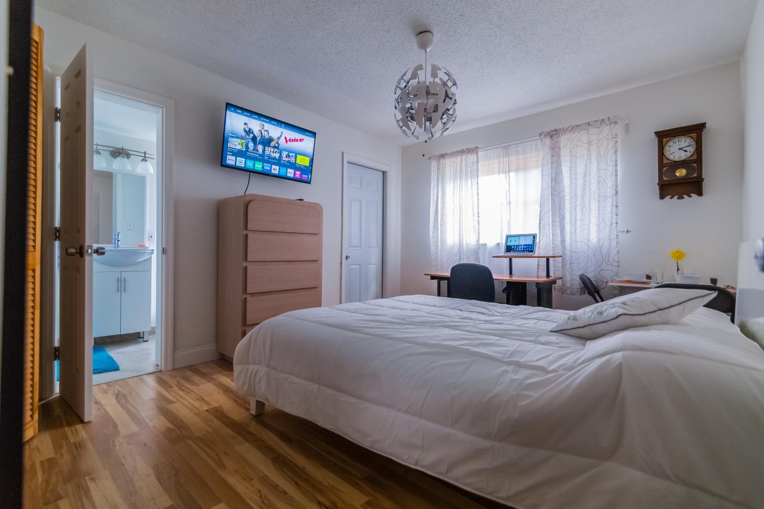 Deluxe Queen Room photo 1