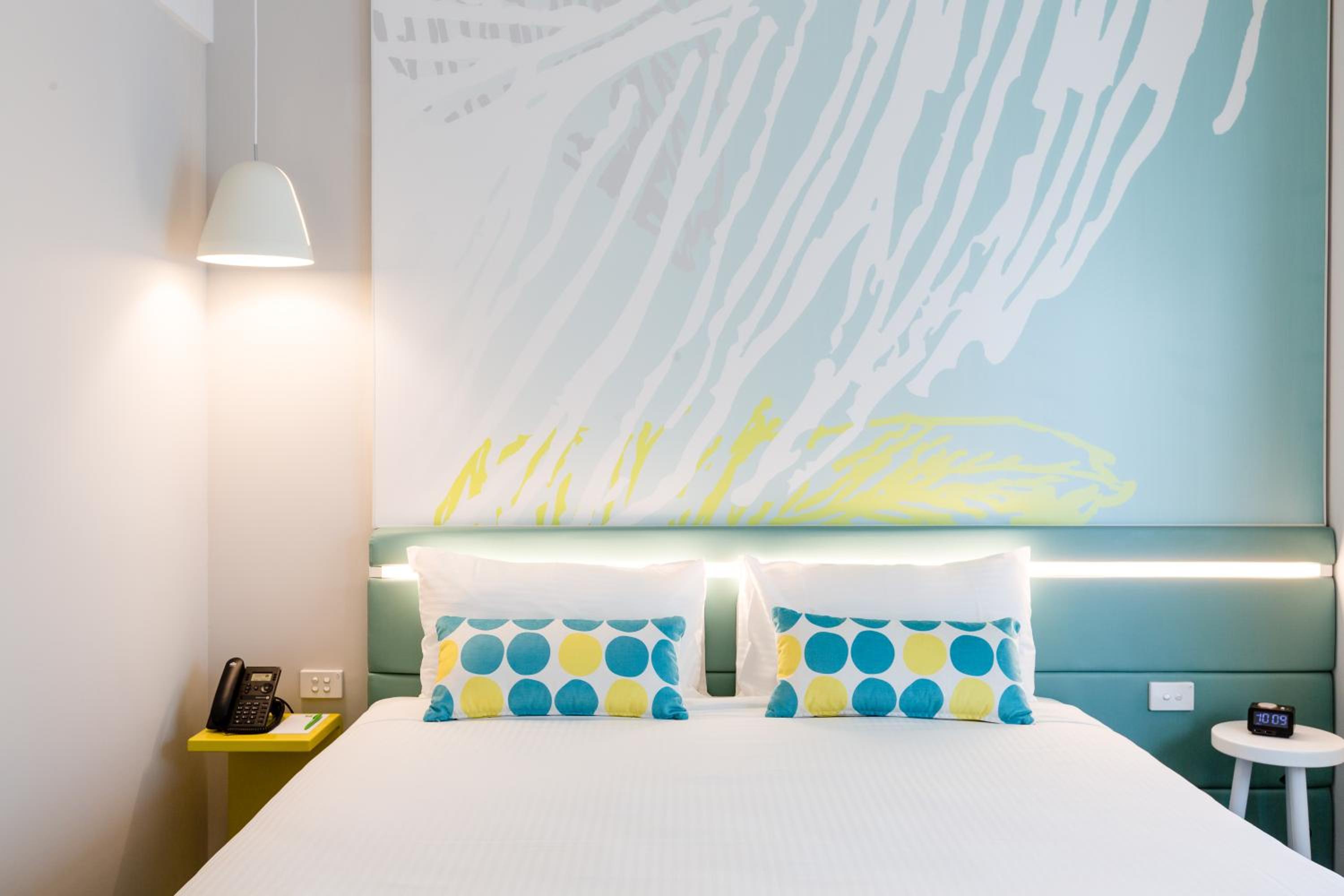 Deluxe King Room with River View