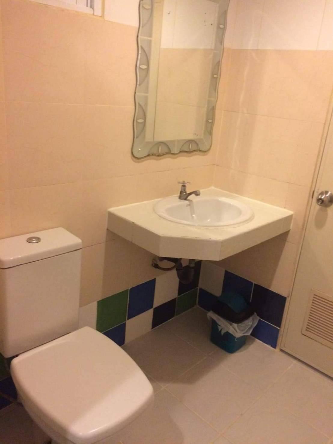 Standard Twin Room photo 2
