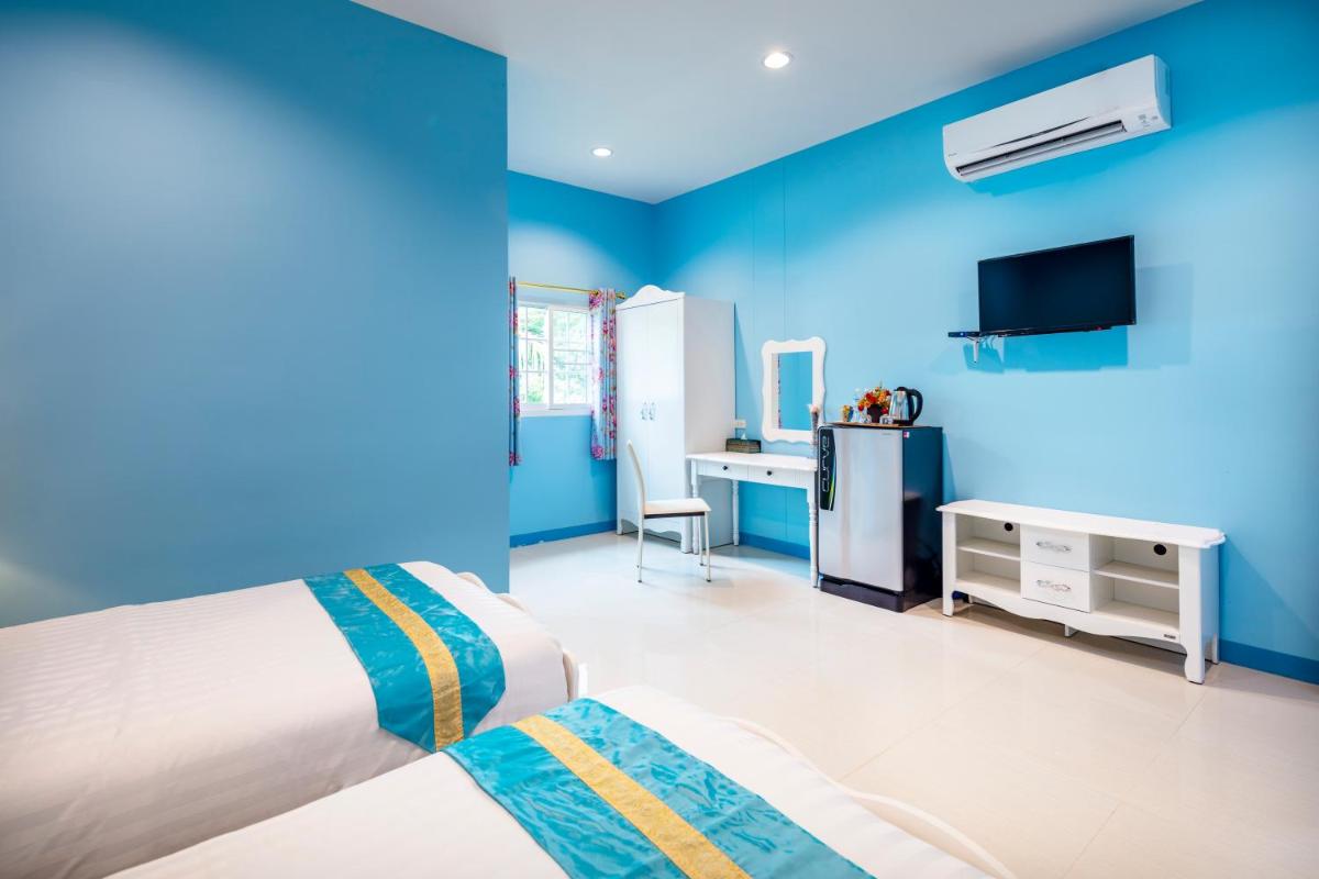 Standard Twin Room photo 3