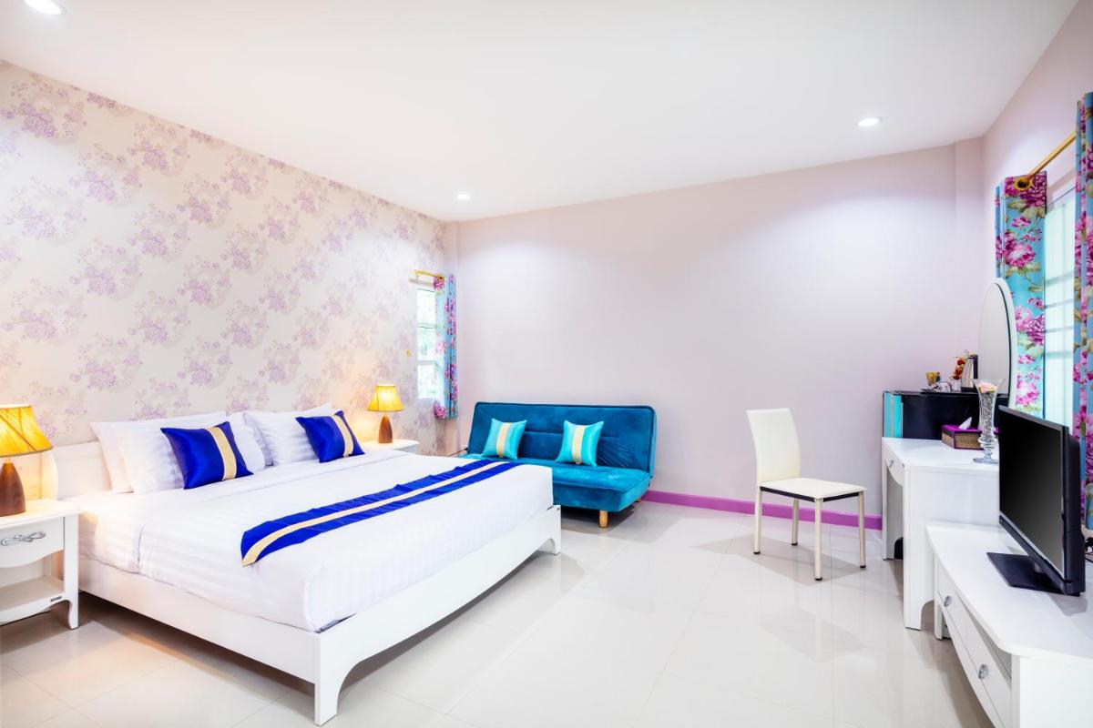 Villa photo 3