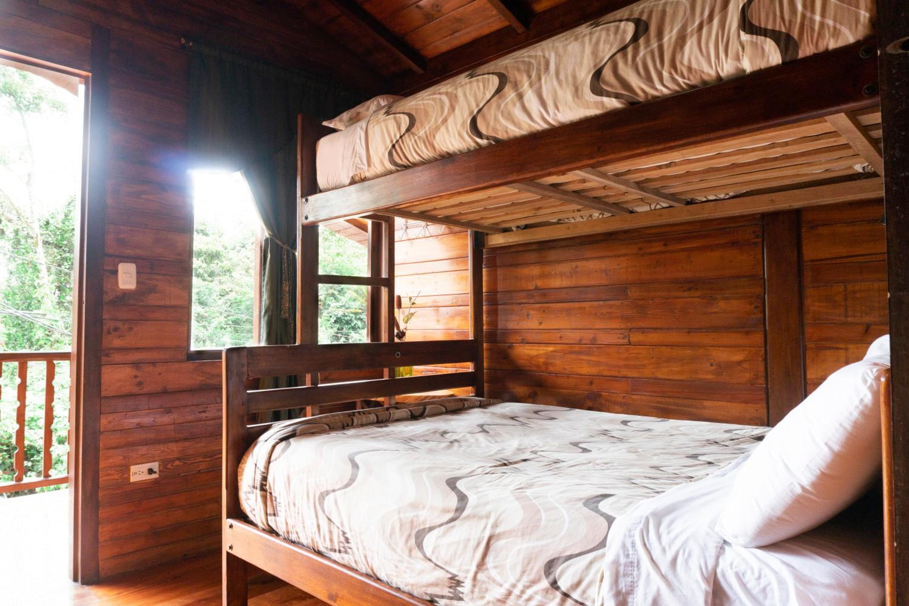 Basic Triple Room photo 3