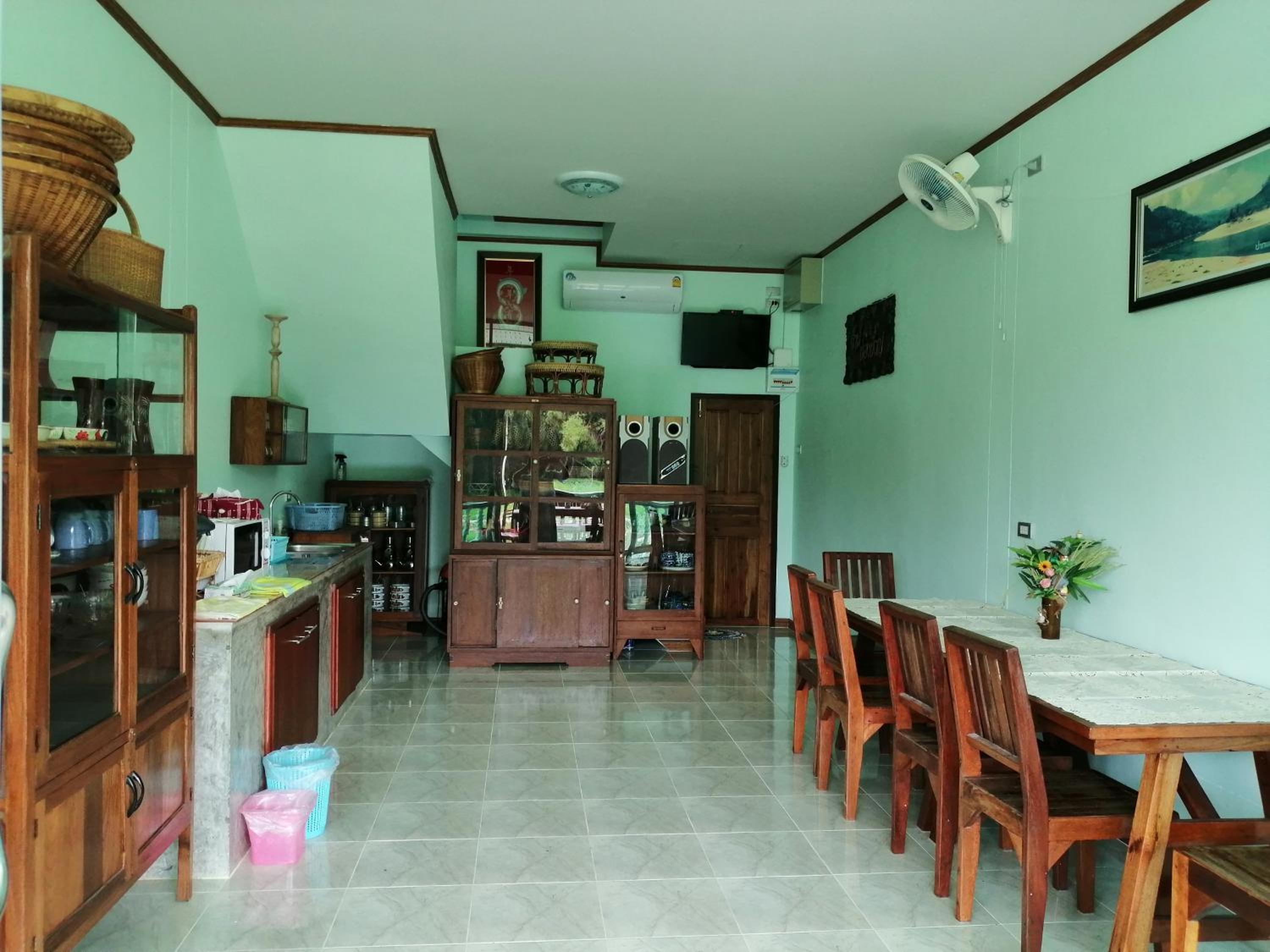 Comfort Triple Room with Shower - Photo 2