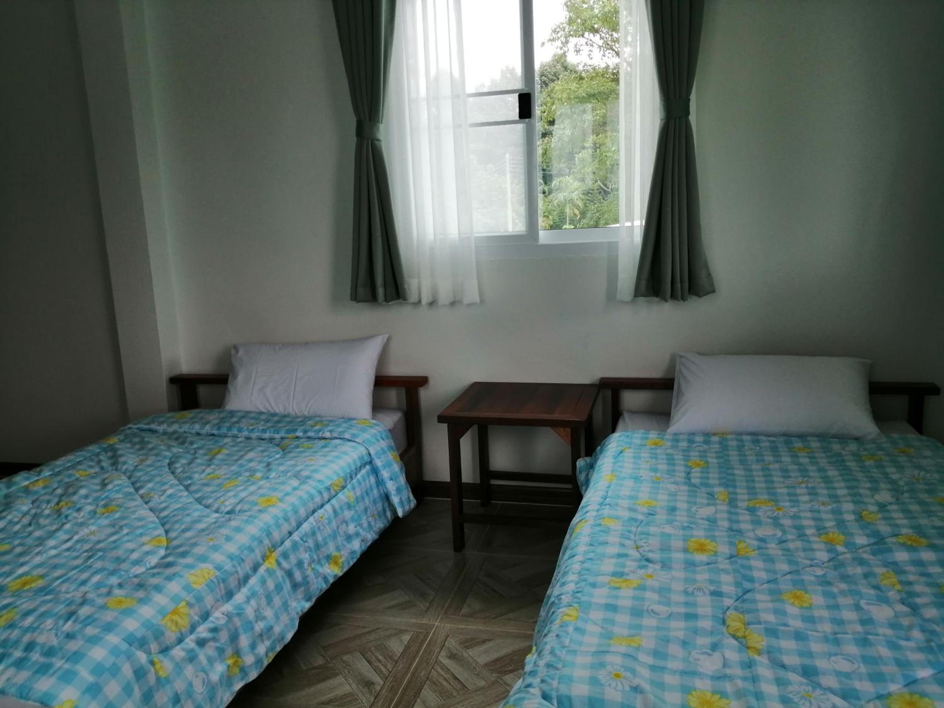 Queen Room with Two Queen Beds - Disability Access - Photo 33