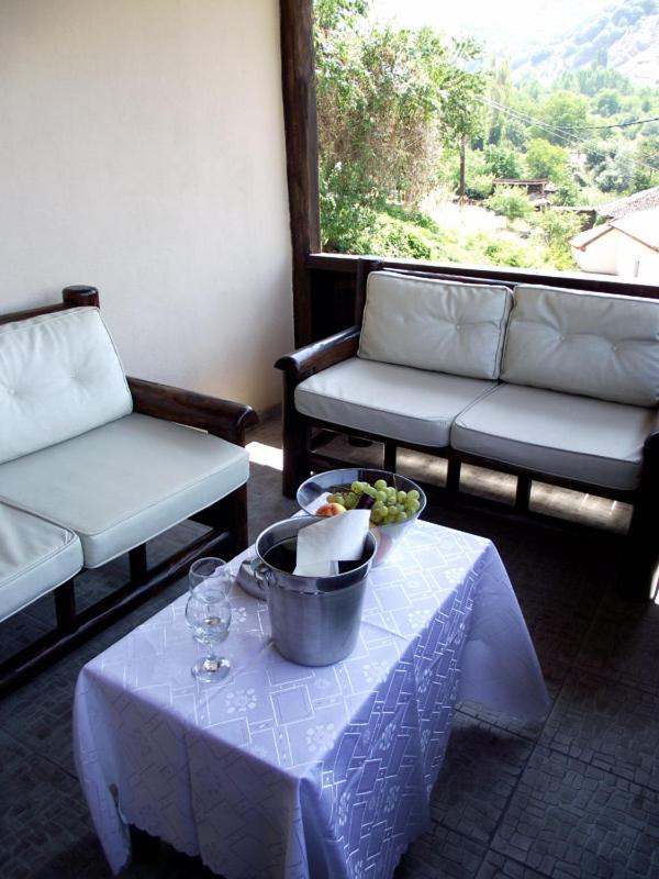 Standard Double Room - Photo 2