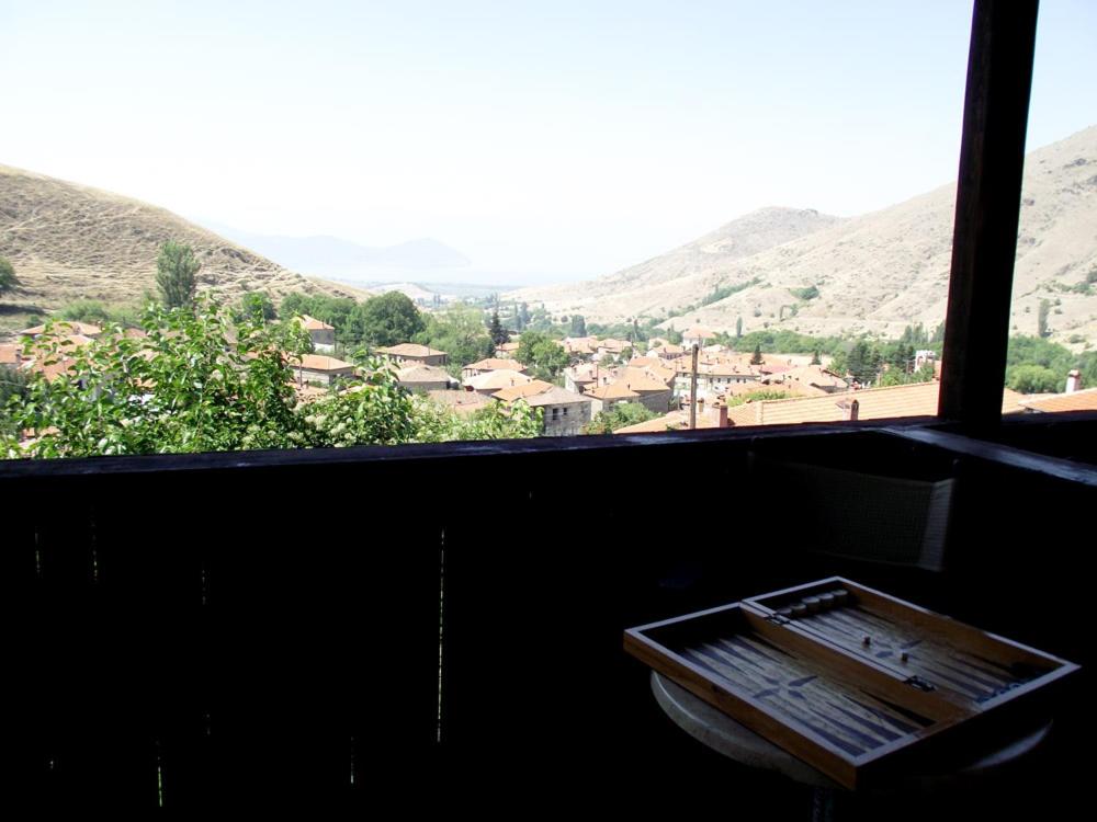 Standard Double Room - Photo 16
