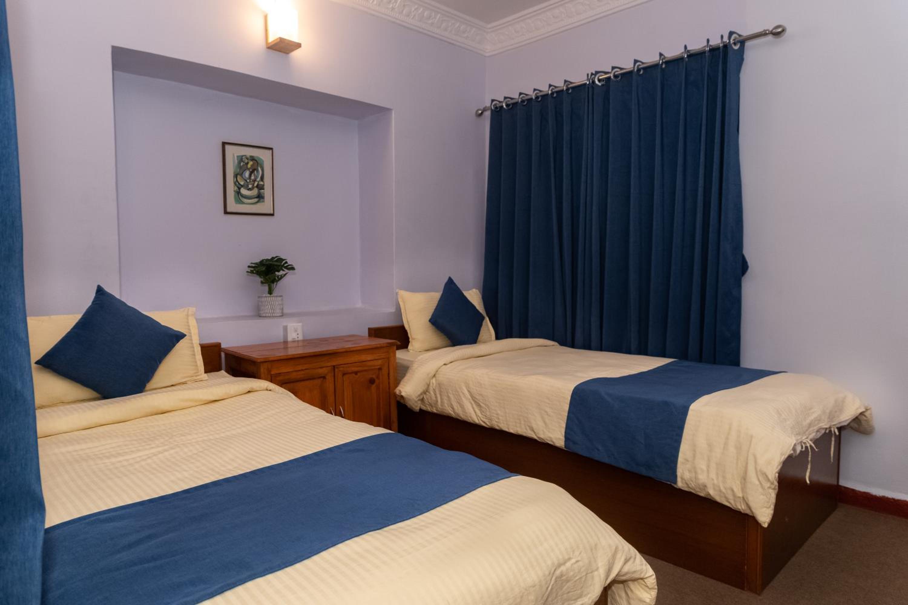 Standard Twin Room photo 2