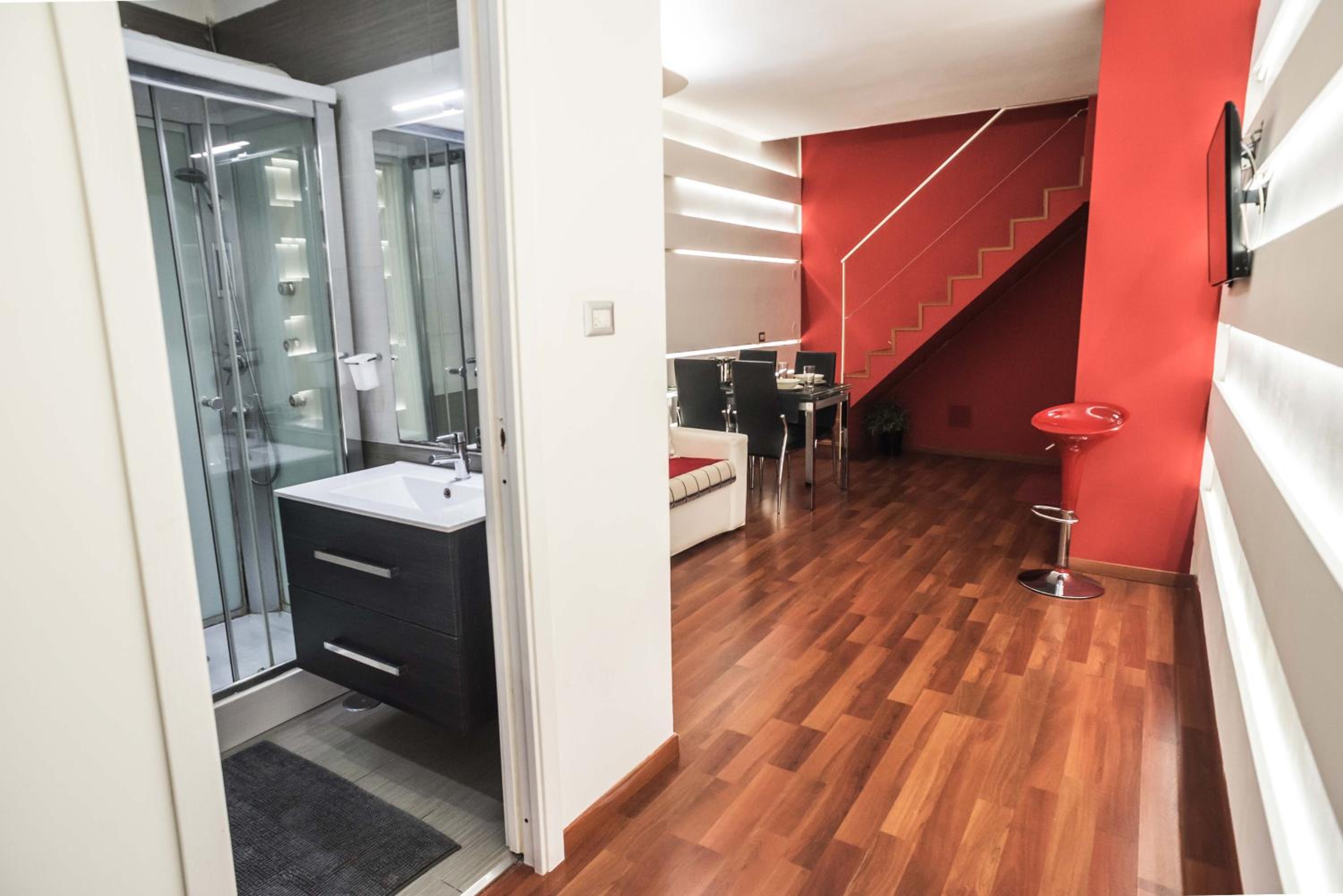 Apartment - Split Level