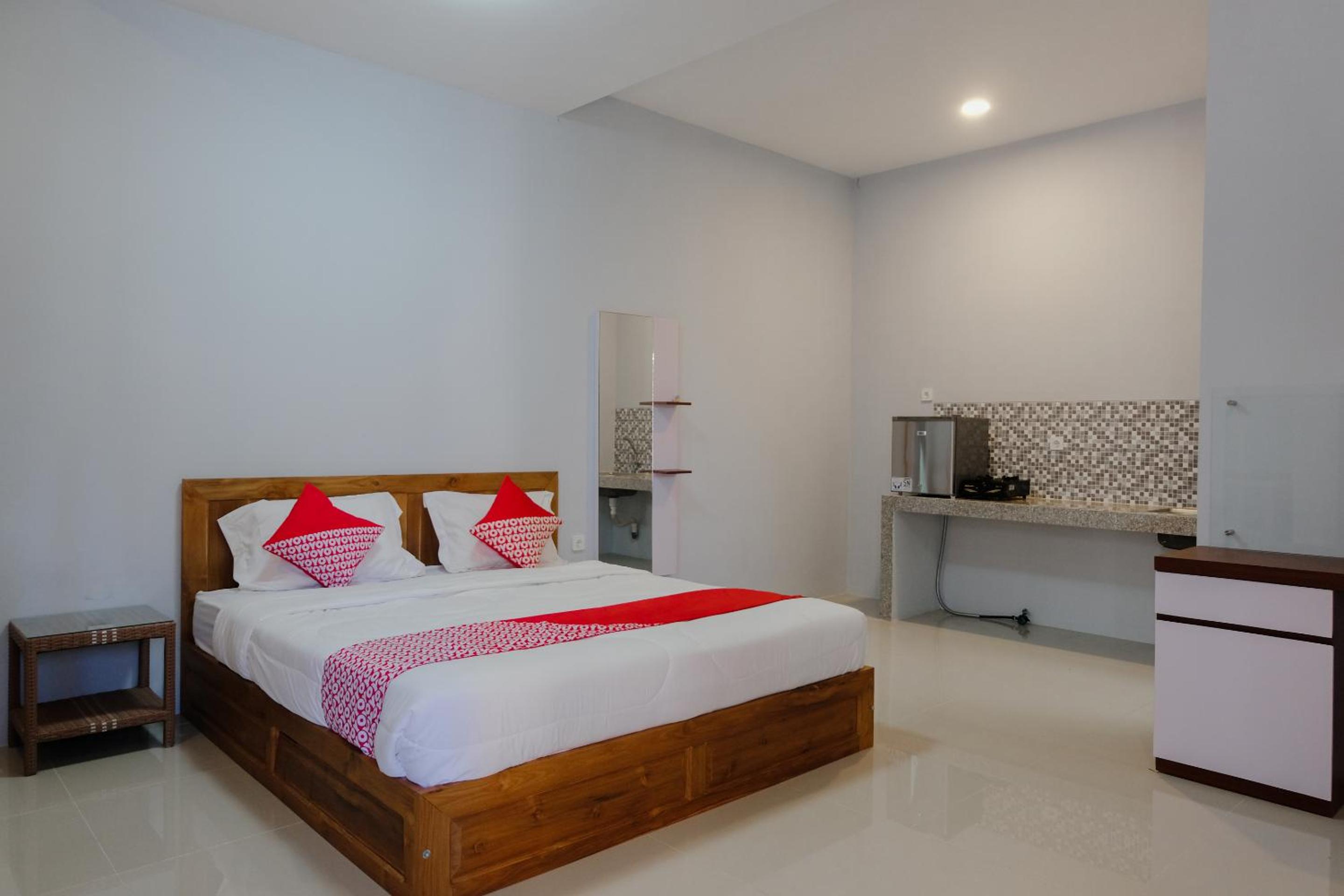 Deluxe Double Room - Photo 1