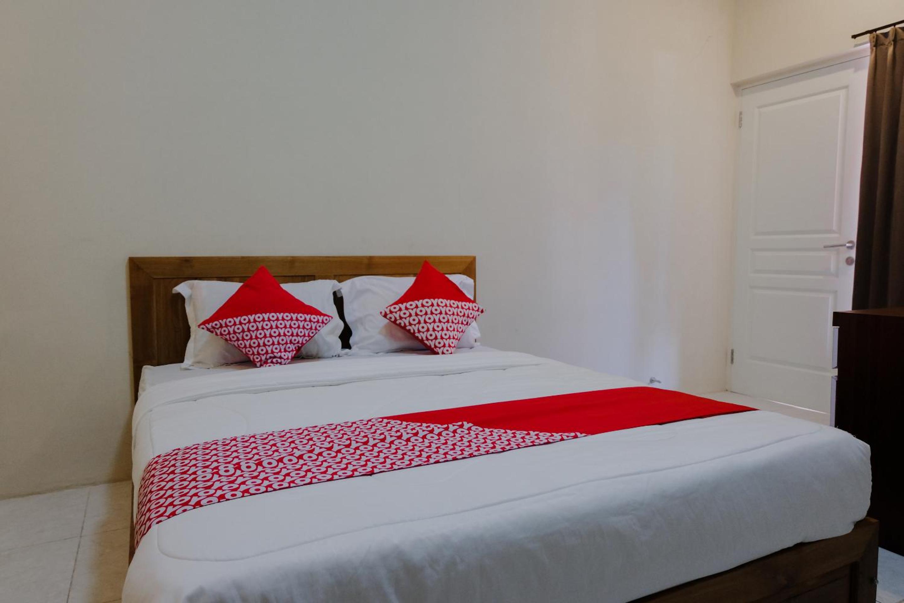 Standard Double Room - Photo 7