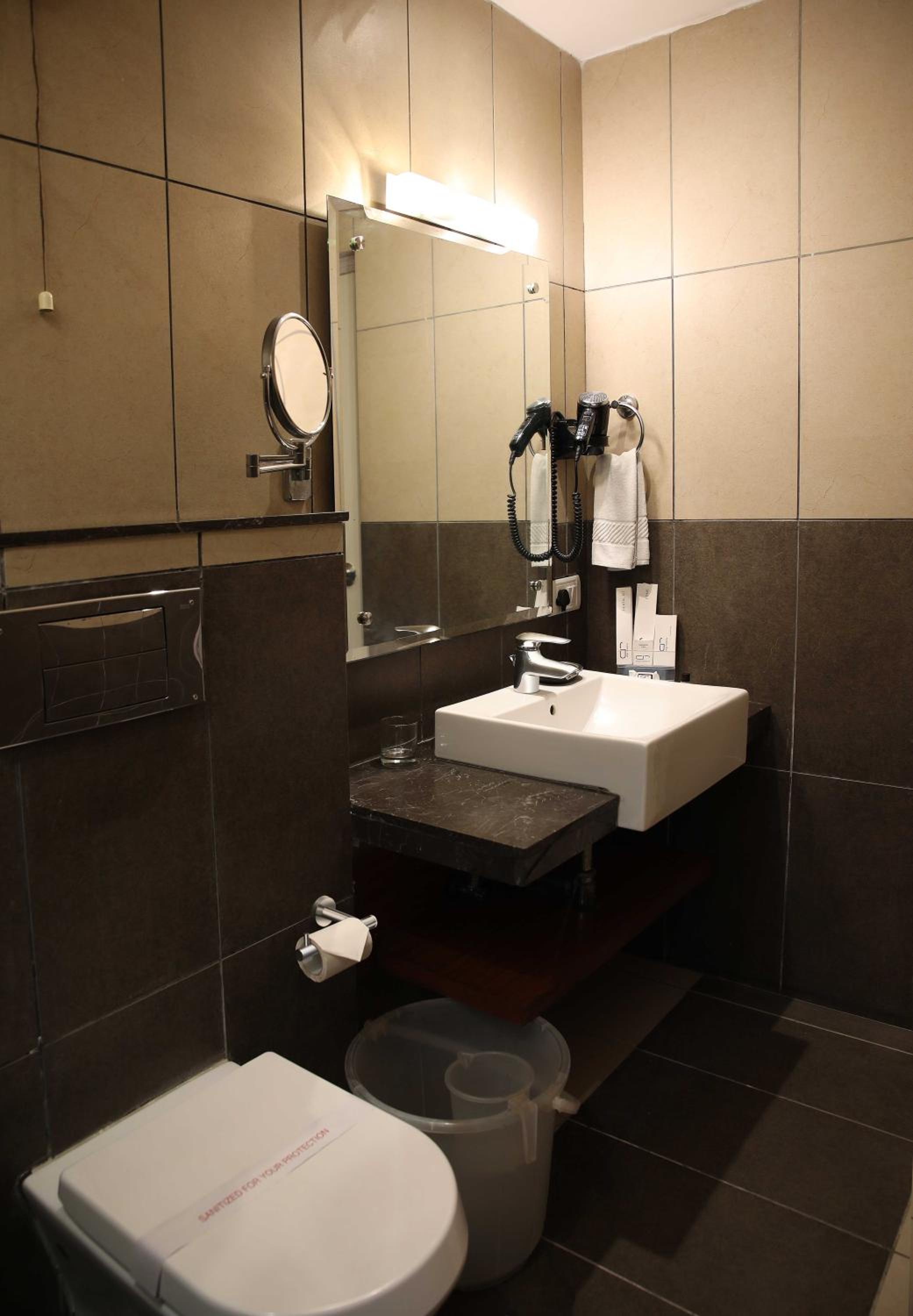Premier Double or Twin Room photo 2