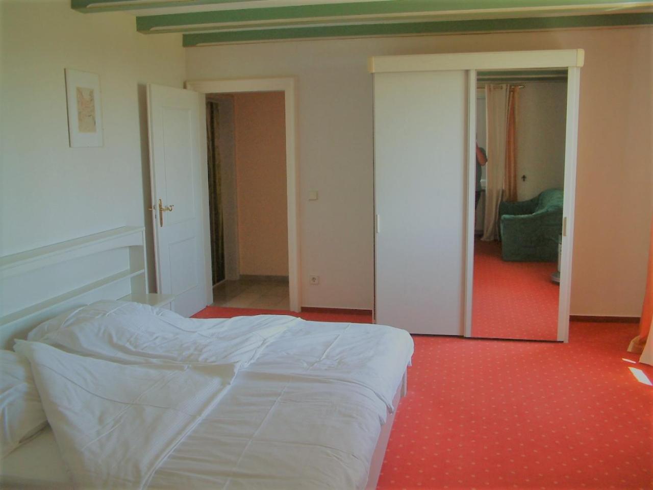 Double Room with Lake View photo 3