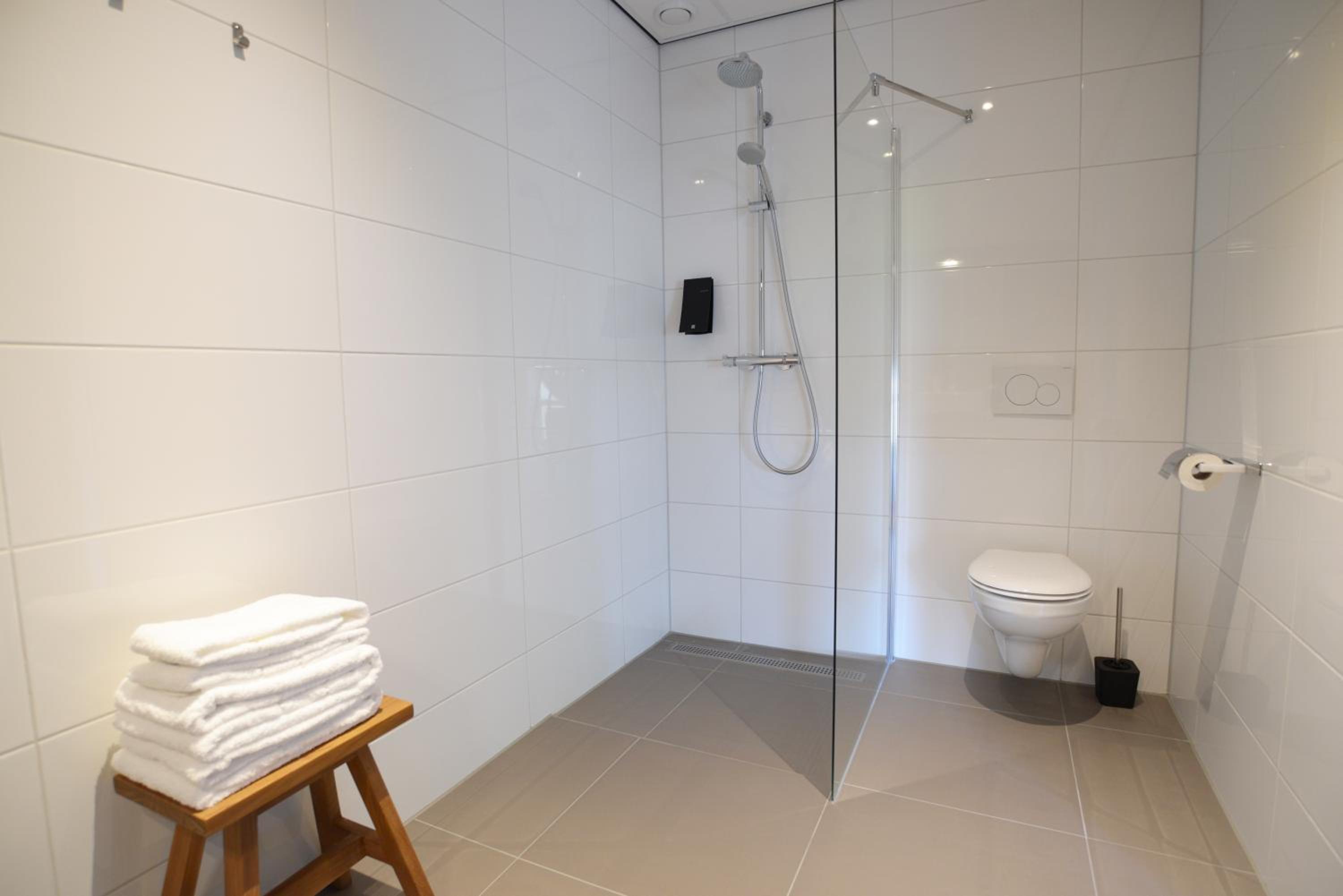 Suite with View - Photo 11