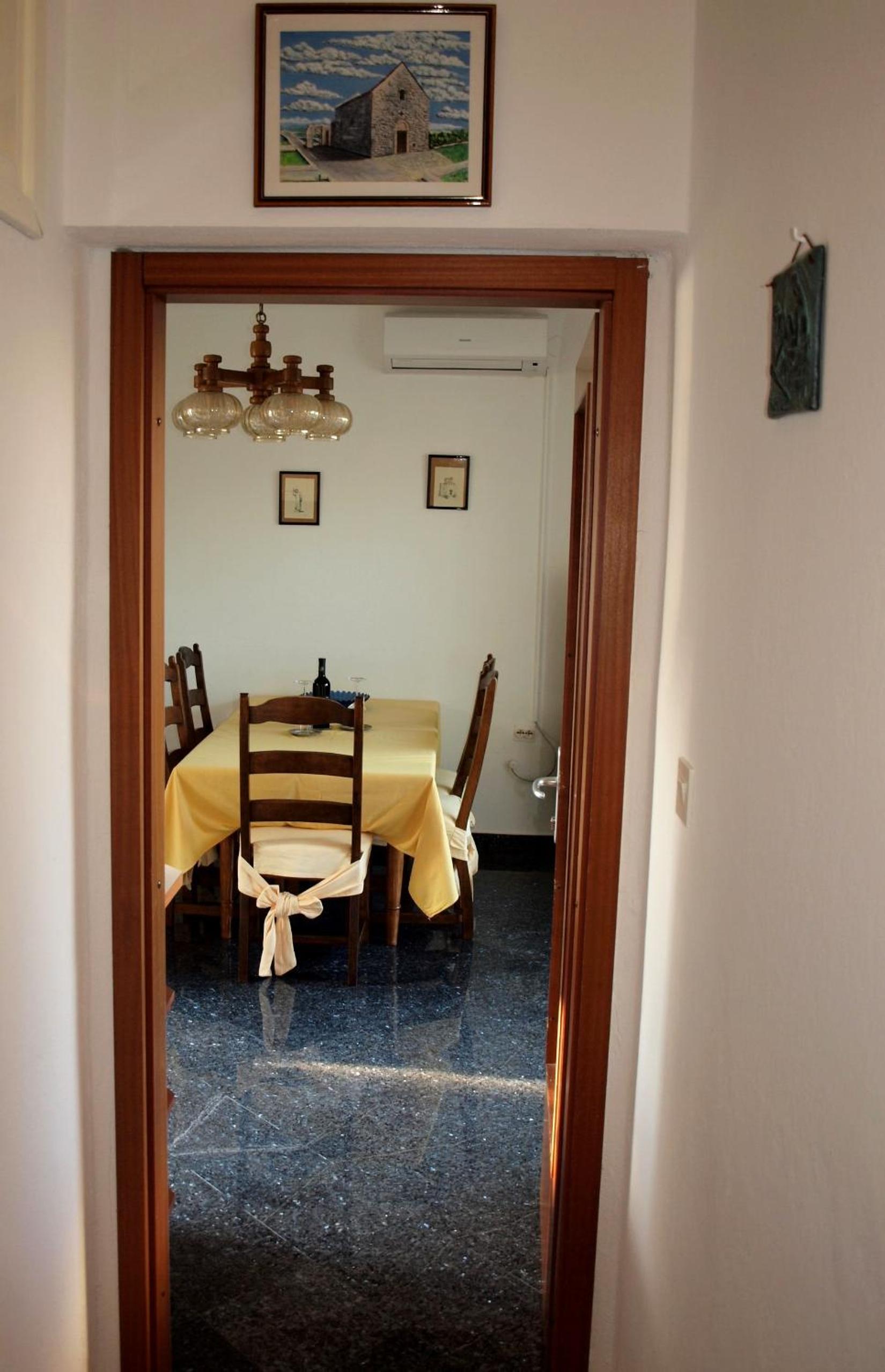 Two-Bedroom Apartment with Balcony photo 3