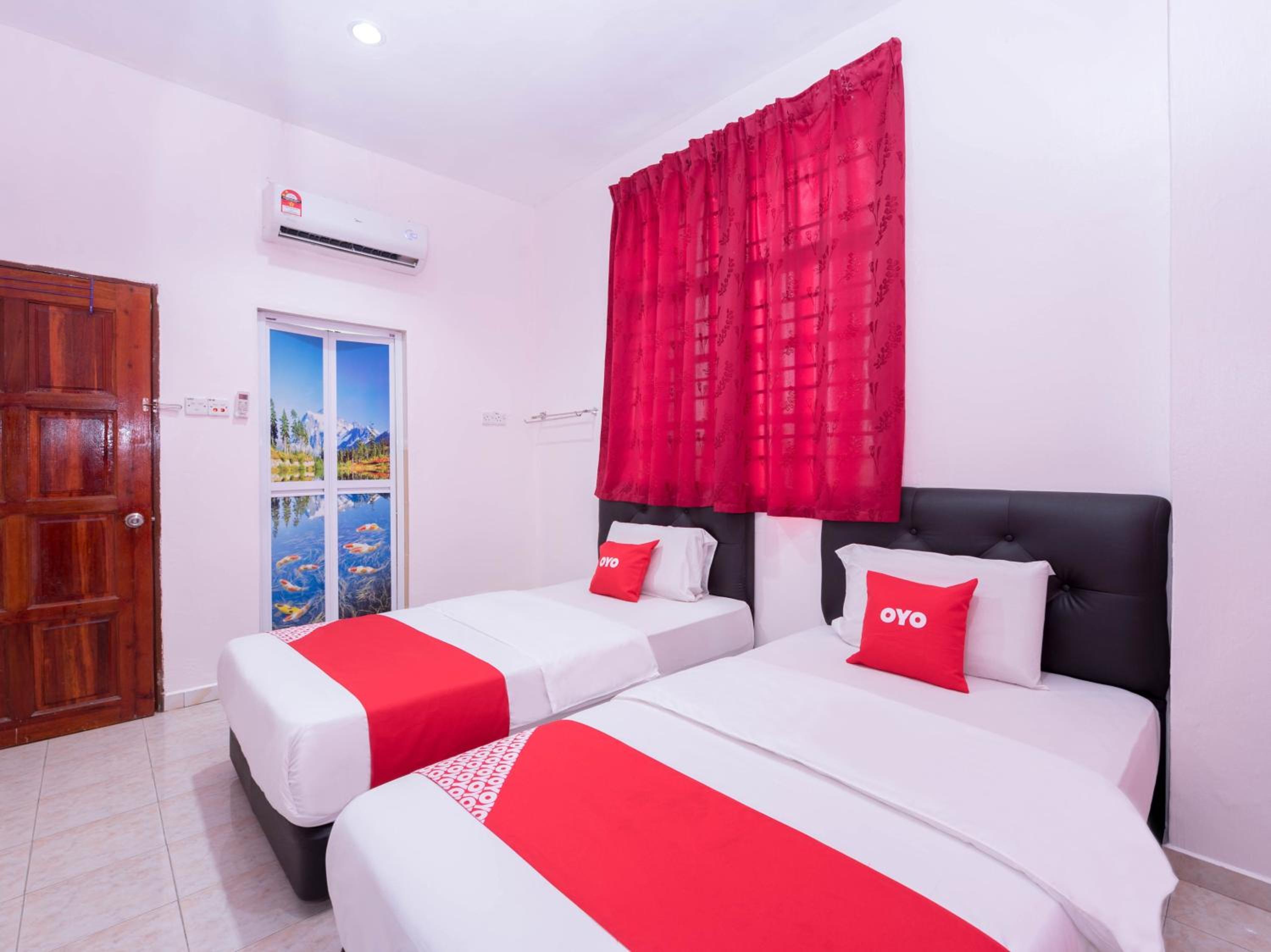 Deluxe Twin Room - Photo 10