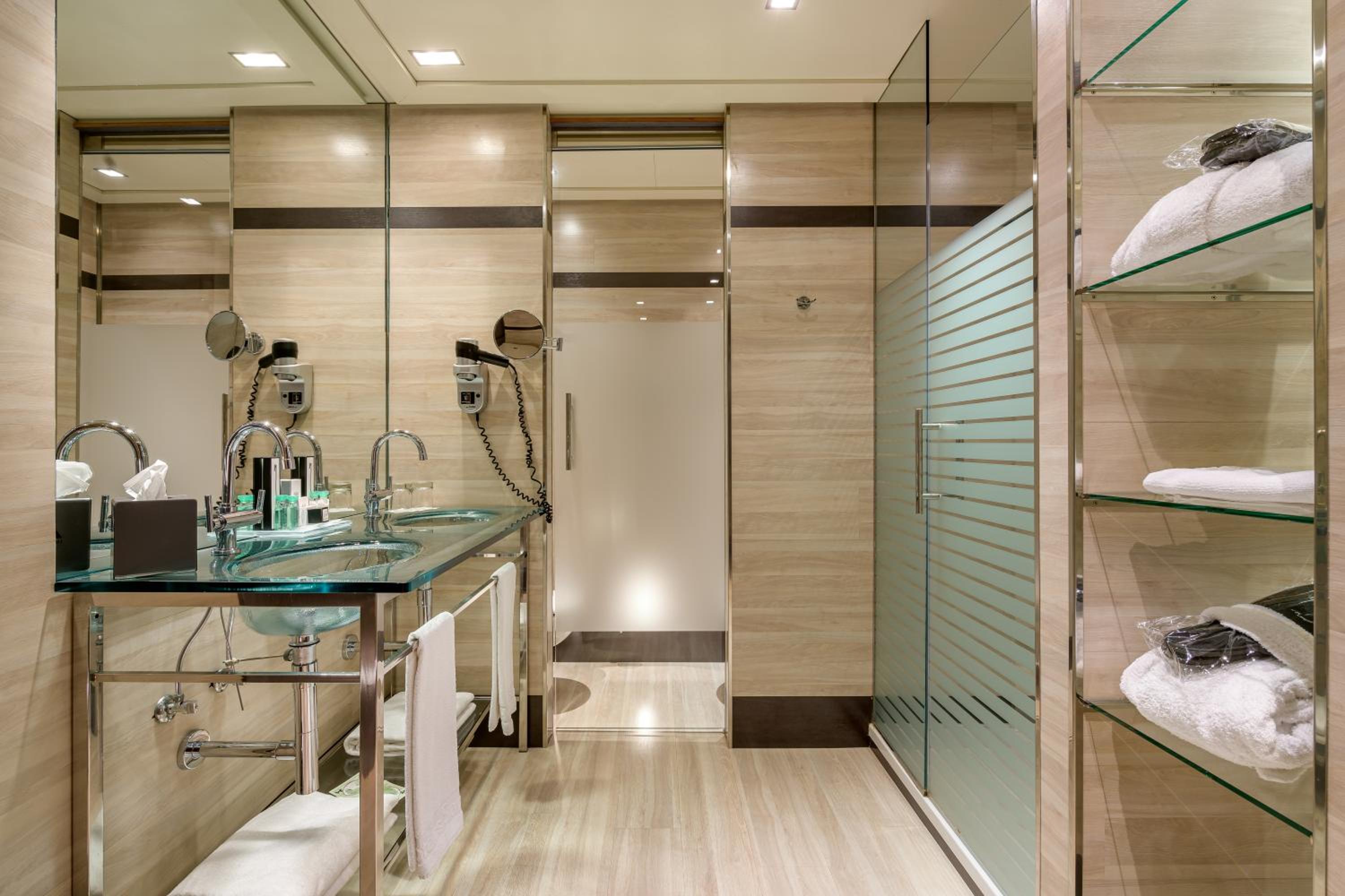 Executive Double Room - Photo 5