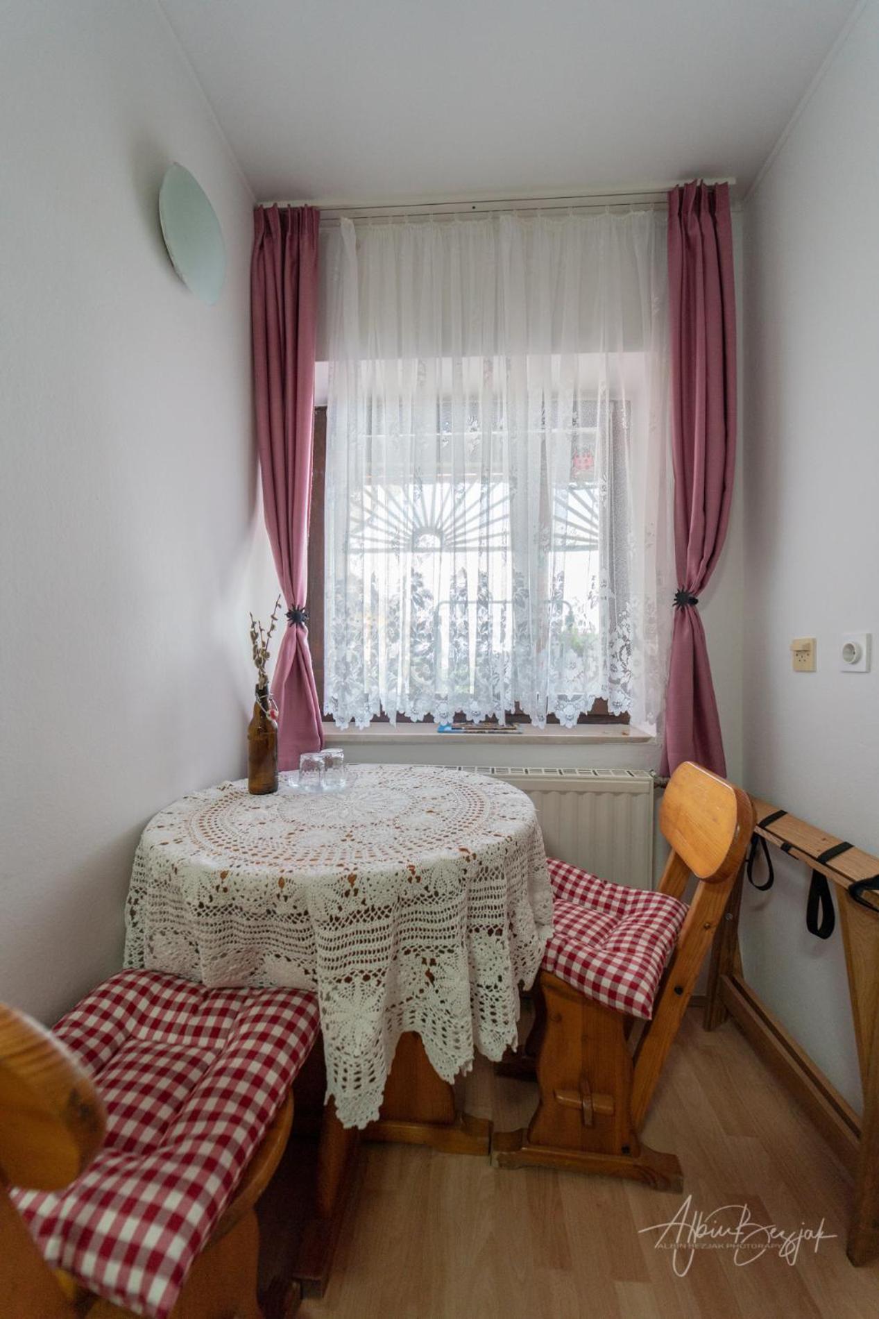 Budget Double Room - Ground Floor - Photo 4