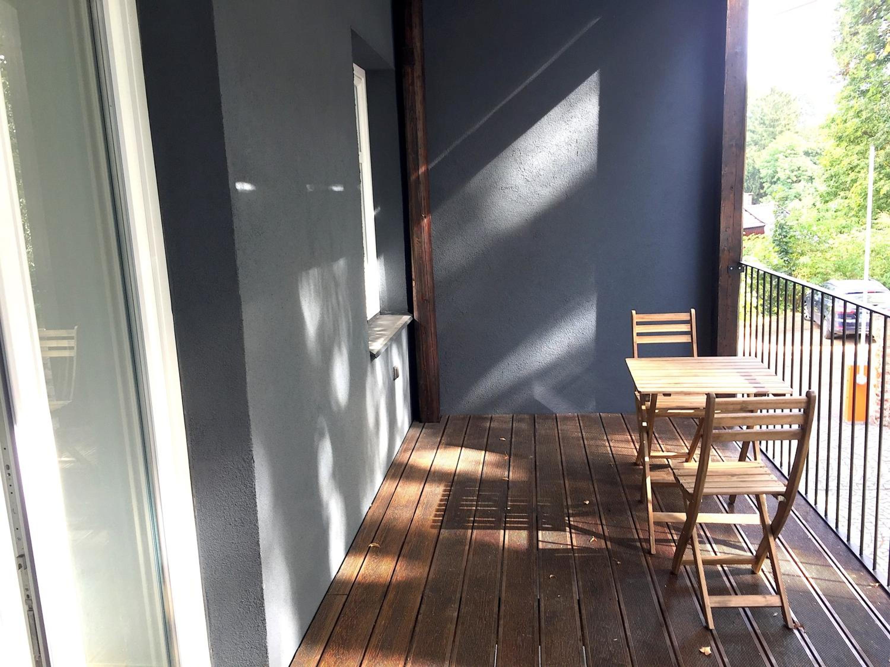 Apartment with Terrace - Photo 2