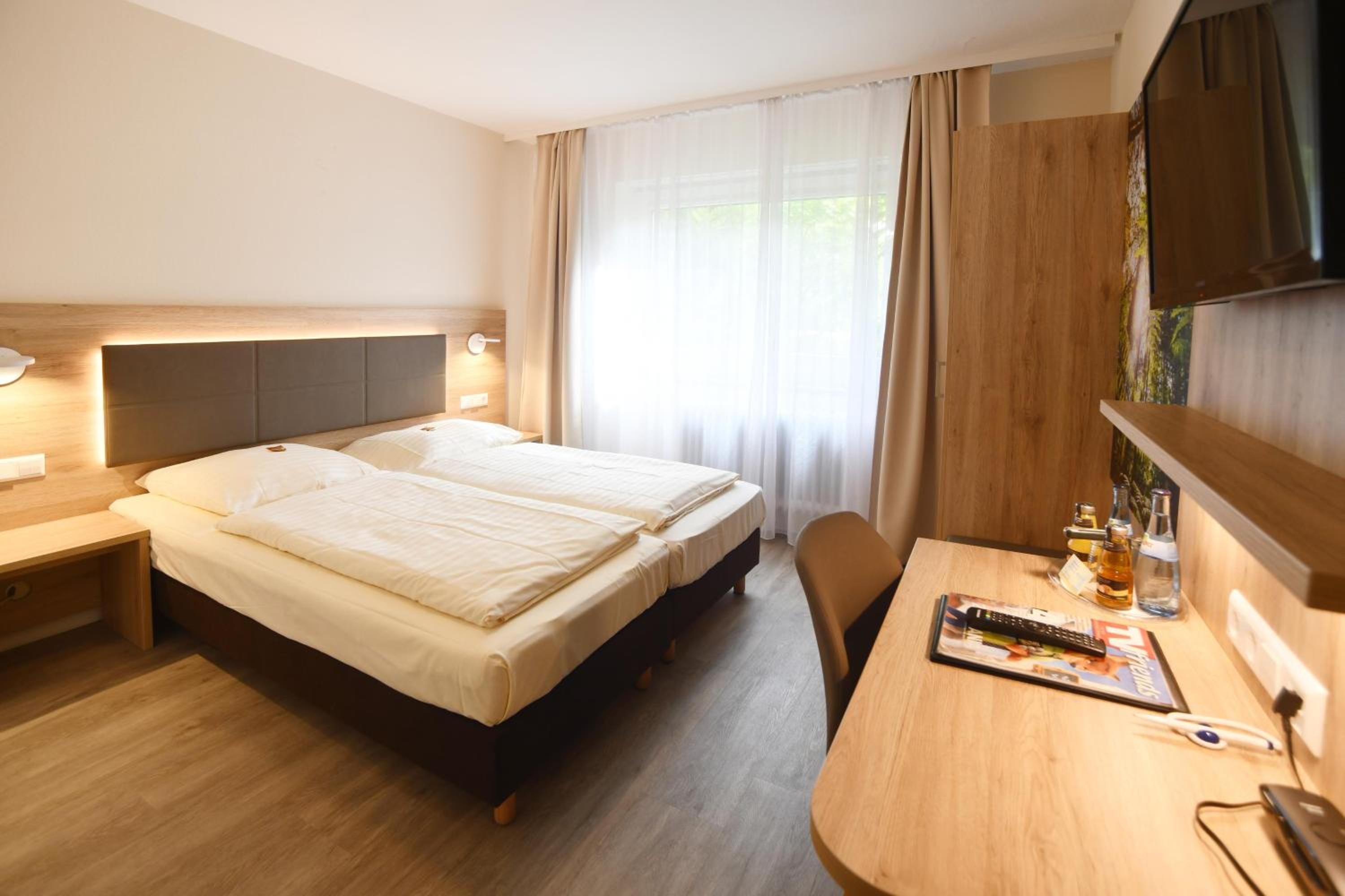 Comfort Room - Photo 3
