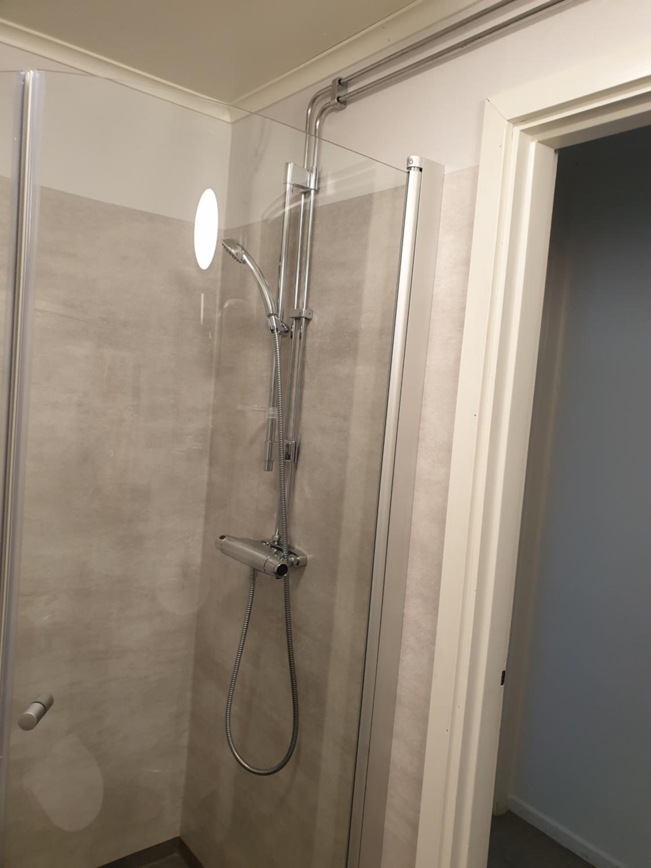 Double Room - Photo 8